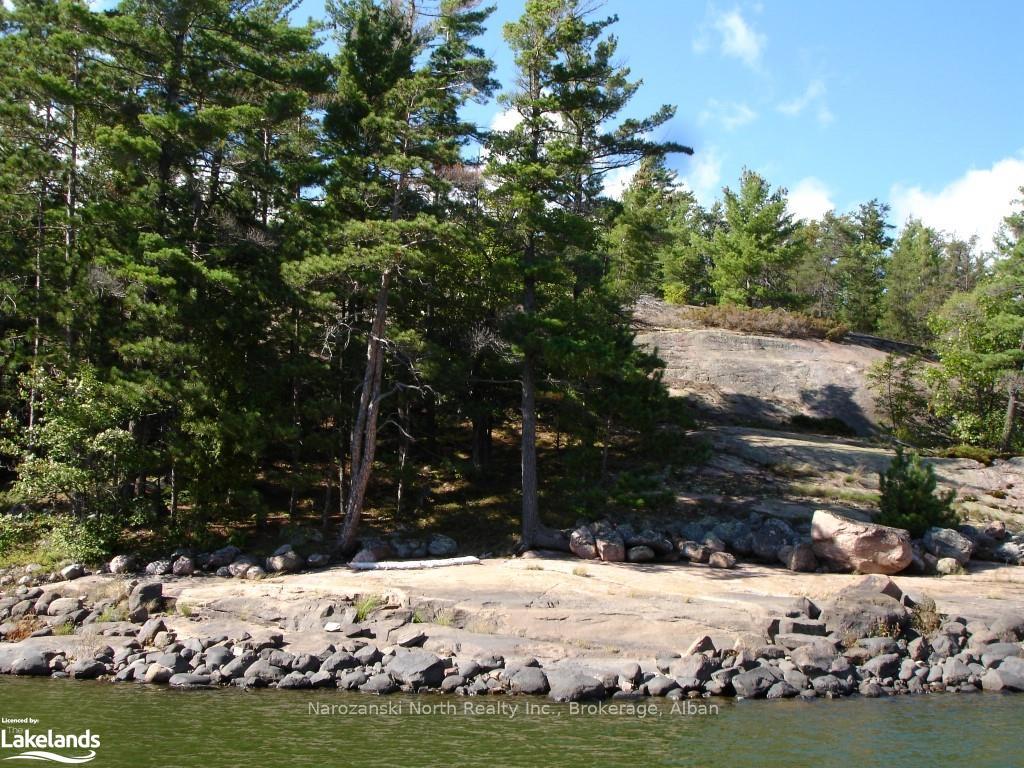 Photo 5 of Balmer Bay, French River — HOMEH