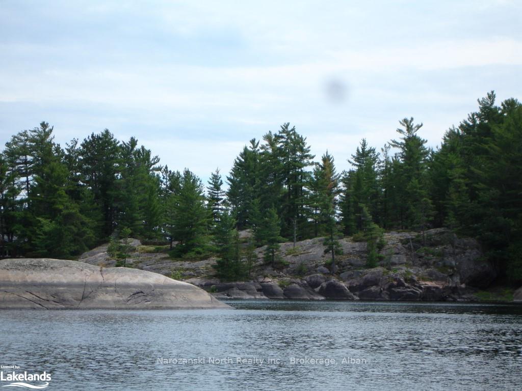 Photo 7 of Balmer Bay, French River — HOMEH