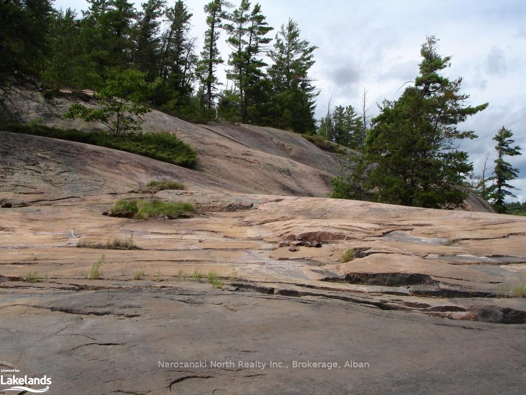 Photo 9 of Balmer Bay, French River — HOMEH