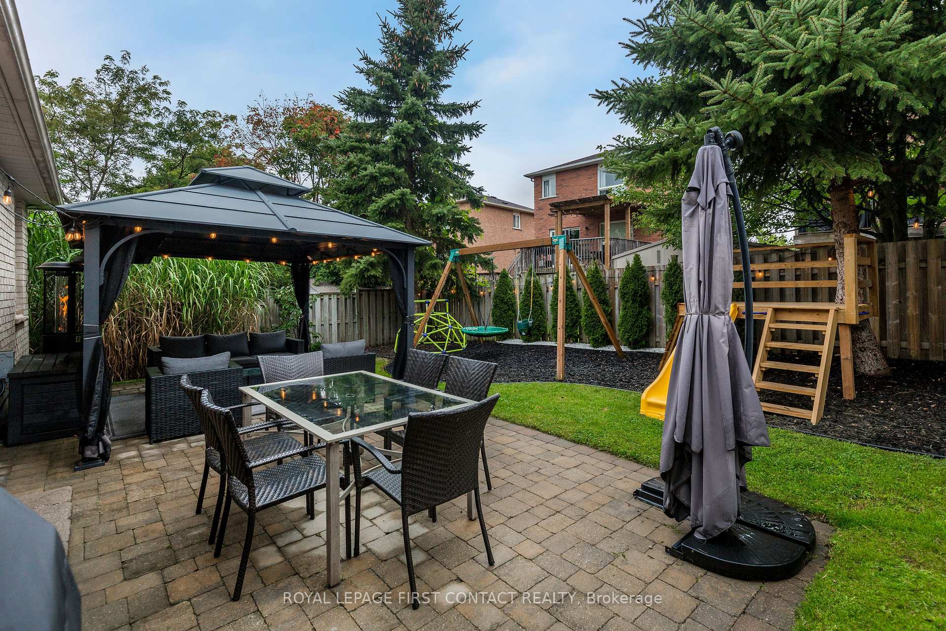 Photo 5 of 72 Gore Drive, Barrie, Ardagh — HOMEH