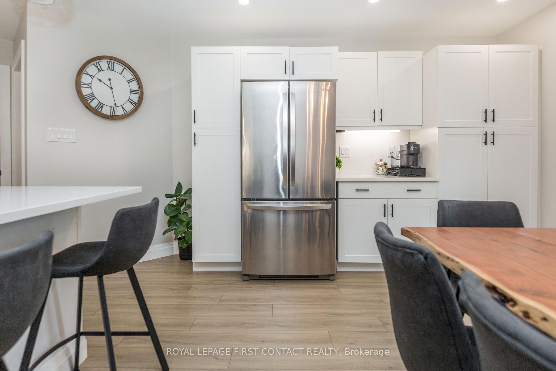 Photo 14 of 72 Gore Drive, Barrie, Ardagh — HOMEH