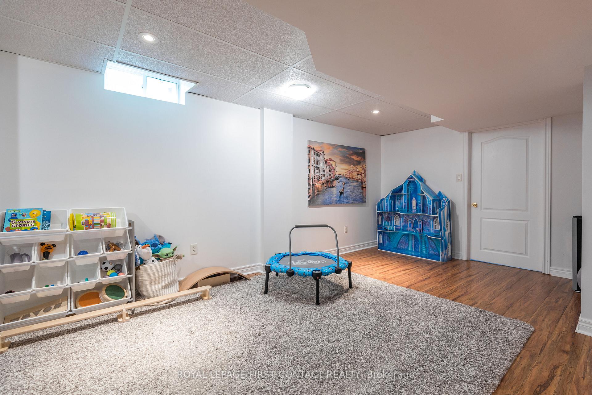 Photo 34 of 72 Gore Drive, Barrie, Ardagh — HOMEH