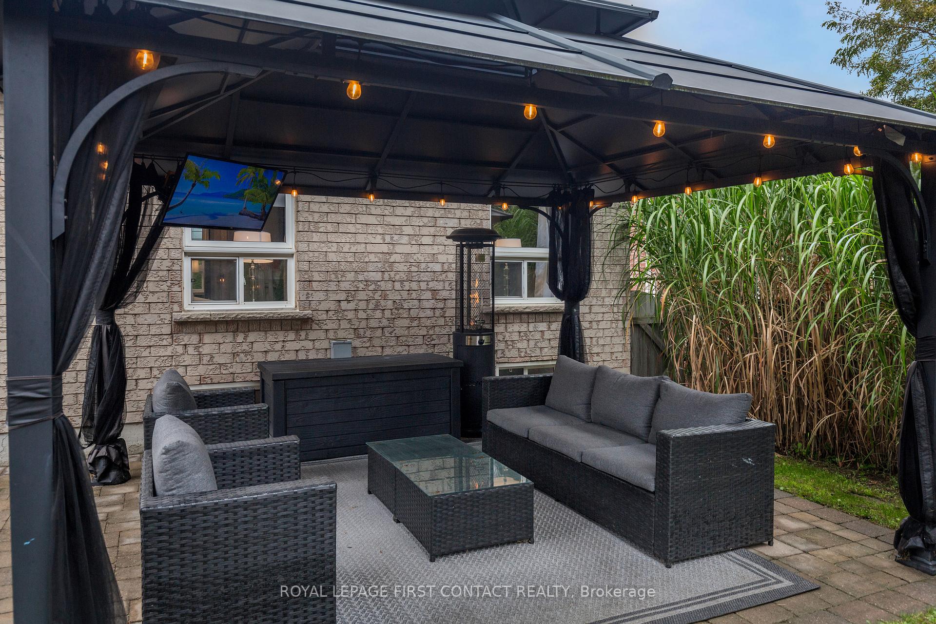 Photo 38 of 72 Gore Drive, Barrie, Ardagh — HOMEH