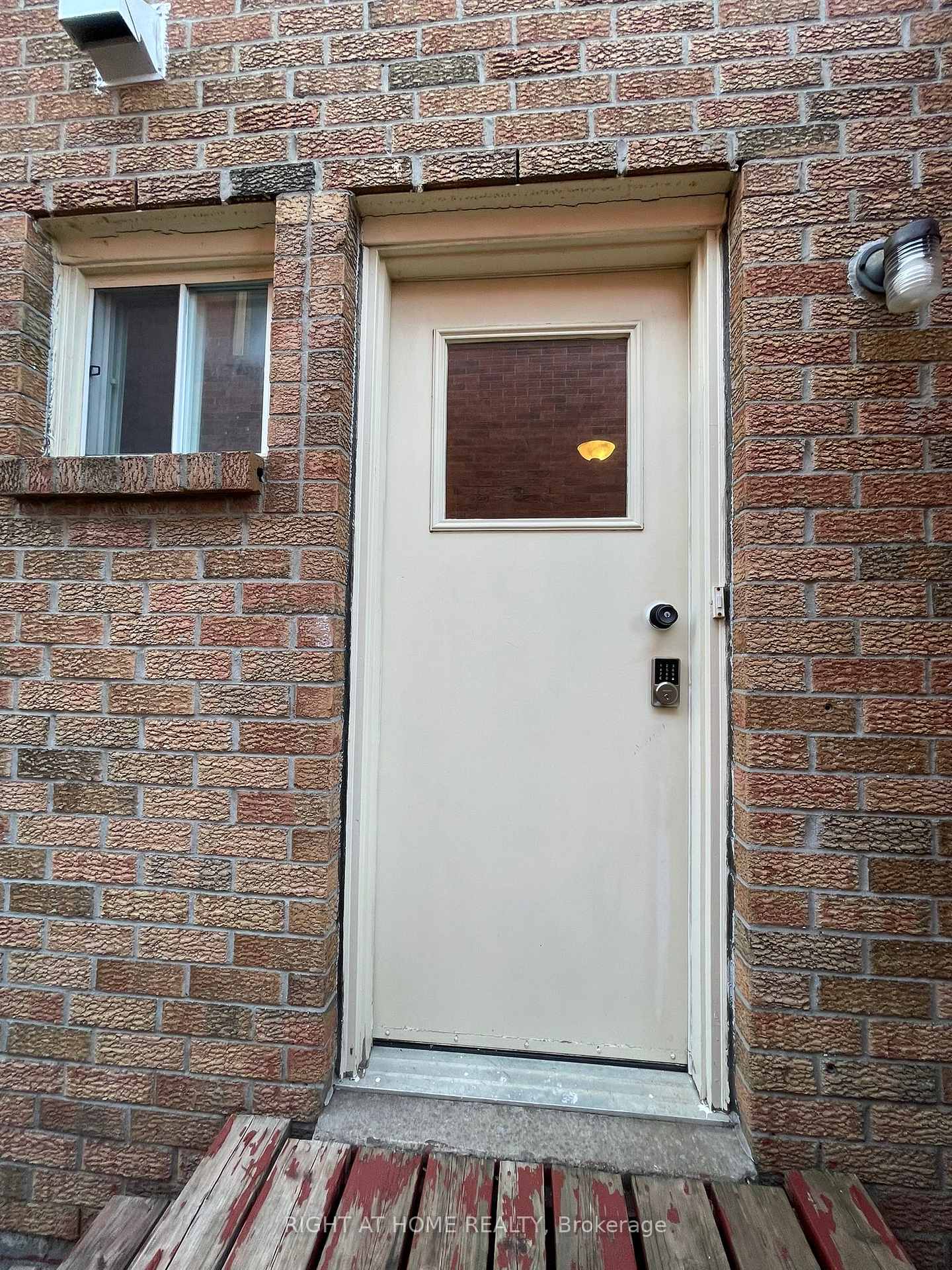 Photo 18 of 24 Coughlen Street, Ajax, Central West — HOMEH