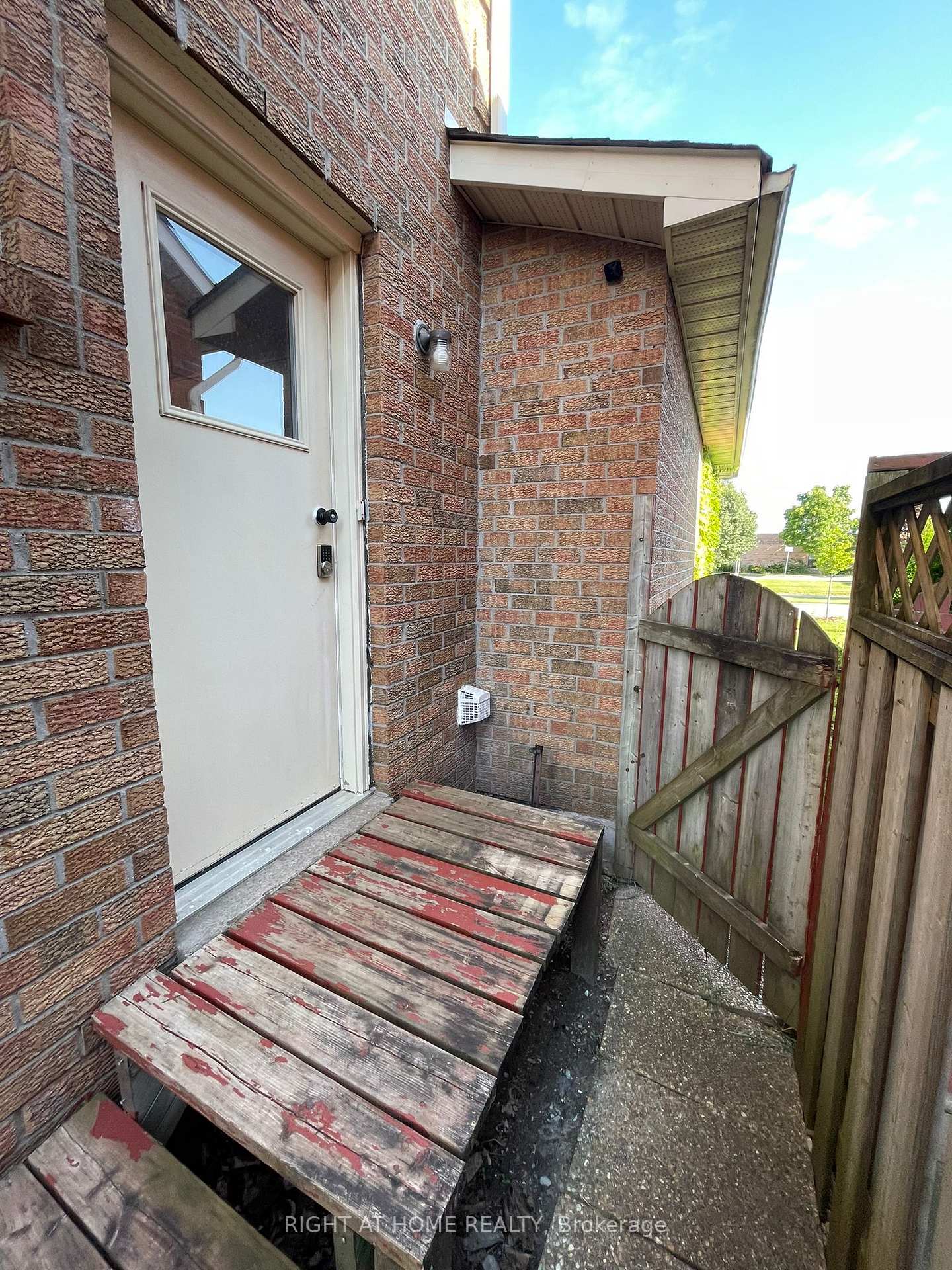 Photo 19 of 24 Coughlen Street, Ajax, Central West — HOMEH