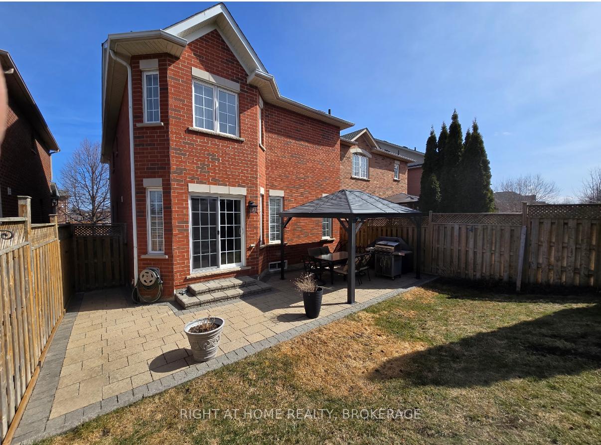 Photo 46 of 34 Penbridge Circle, Brampton, Fletcher's Meadow — HOMEH