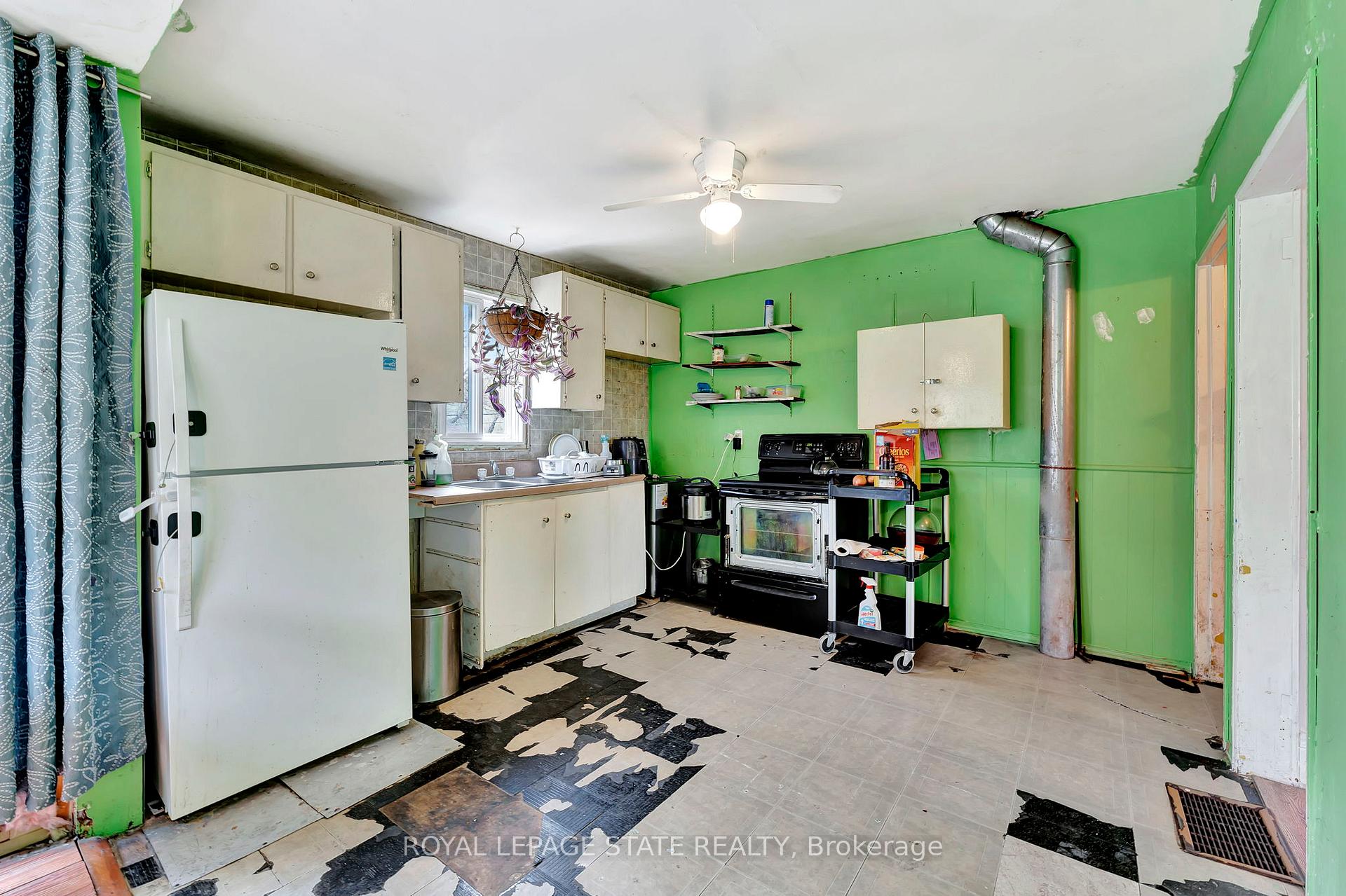 Photo 9 of 401 Strathearne Avenue, Hamilton, Homeside — HOMEH
