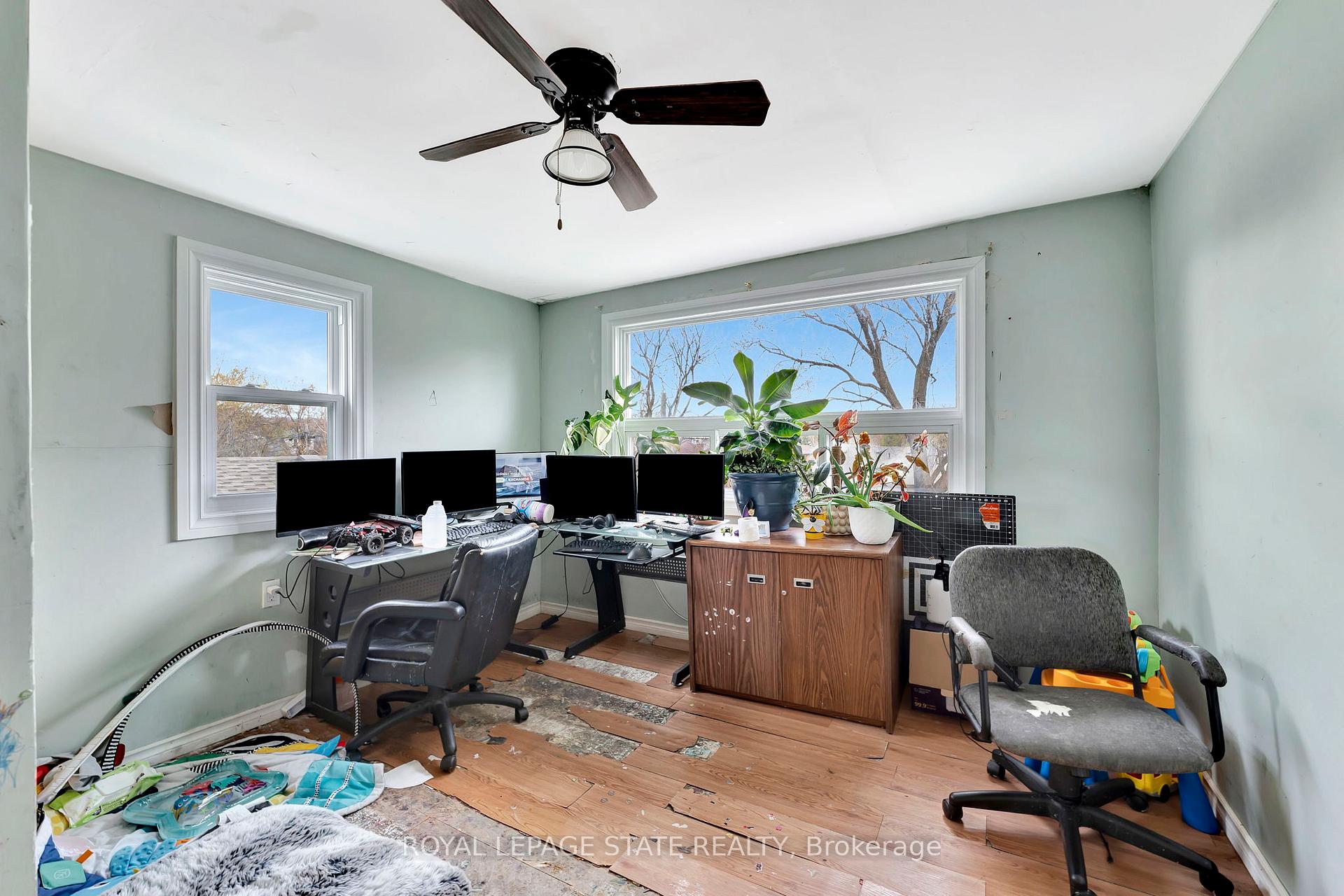 Photo 13 of 401 Strathearne Avenue, Hamilton, Homeside — HOMEH