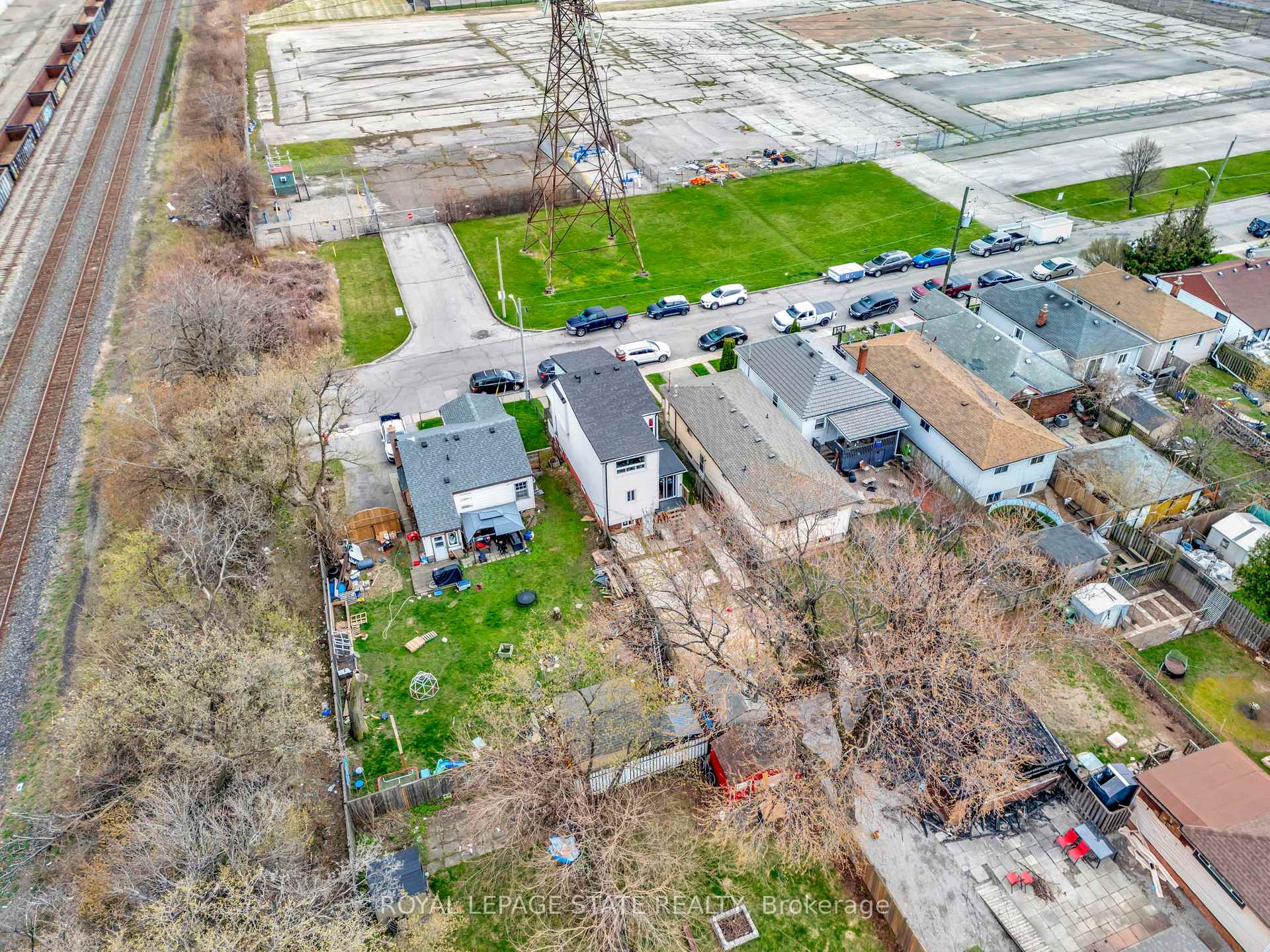 Photo 24 of 401 Strathearne Avenue, Hamilton, Homeside — HOMEH