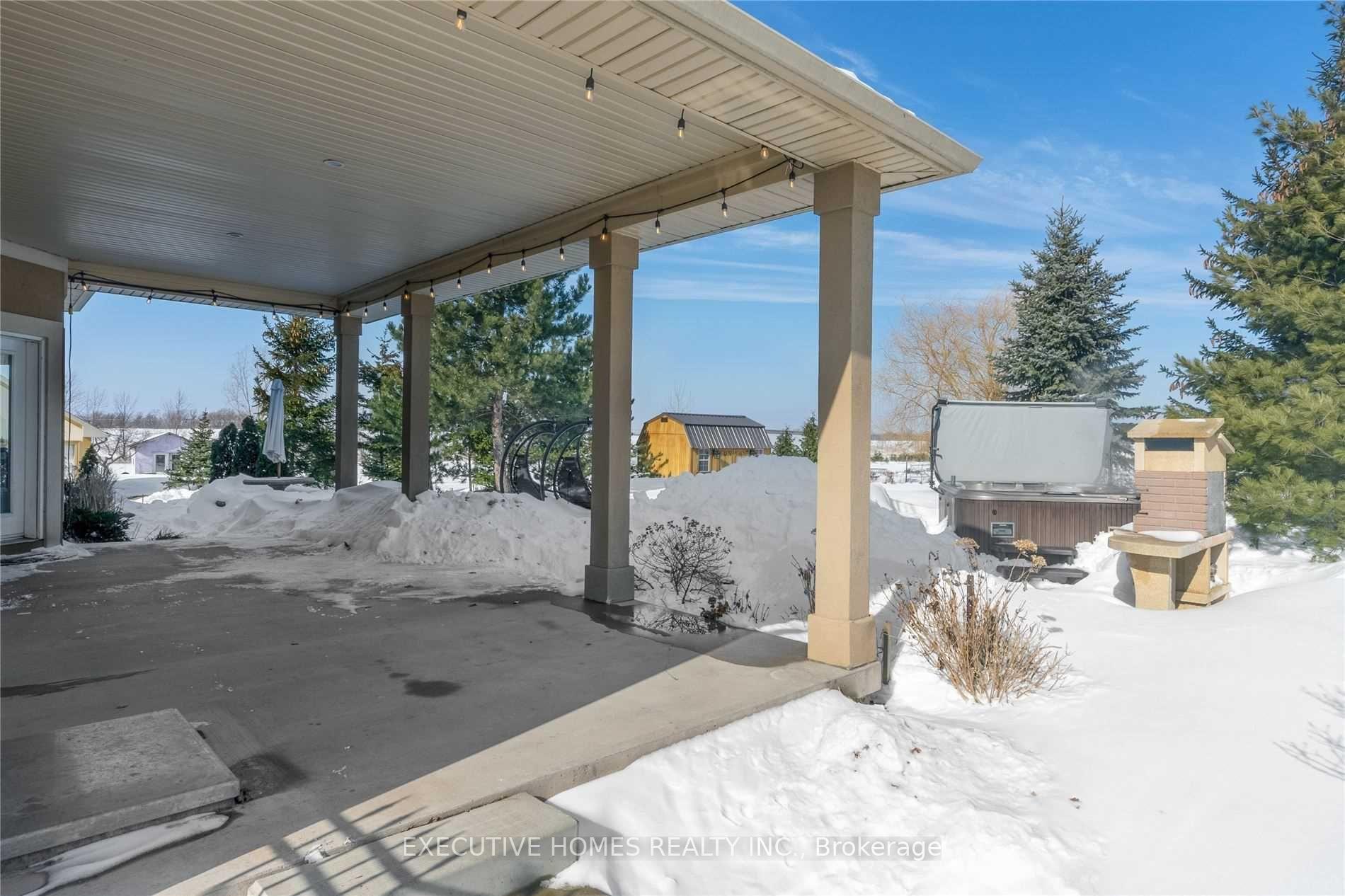 Photo 4 of 769 Mud Street E, Hamilton, Rural Stoney Creek — HOMEH