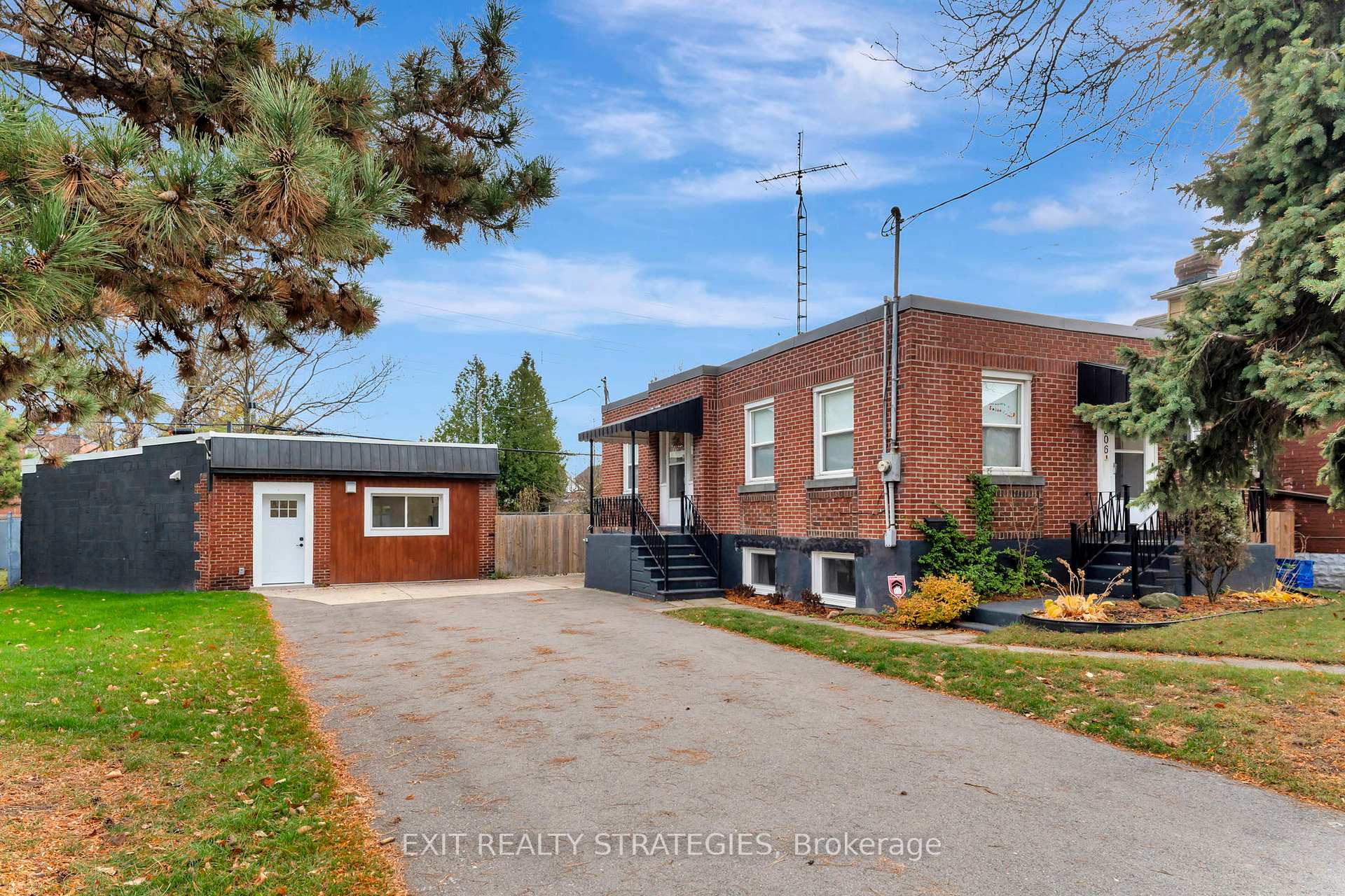 Photo 1 of 306 Paling Avenue, Hamilton, Homeside — HOMEH