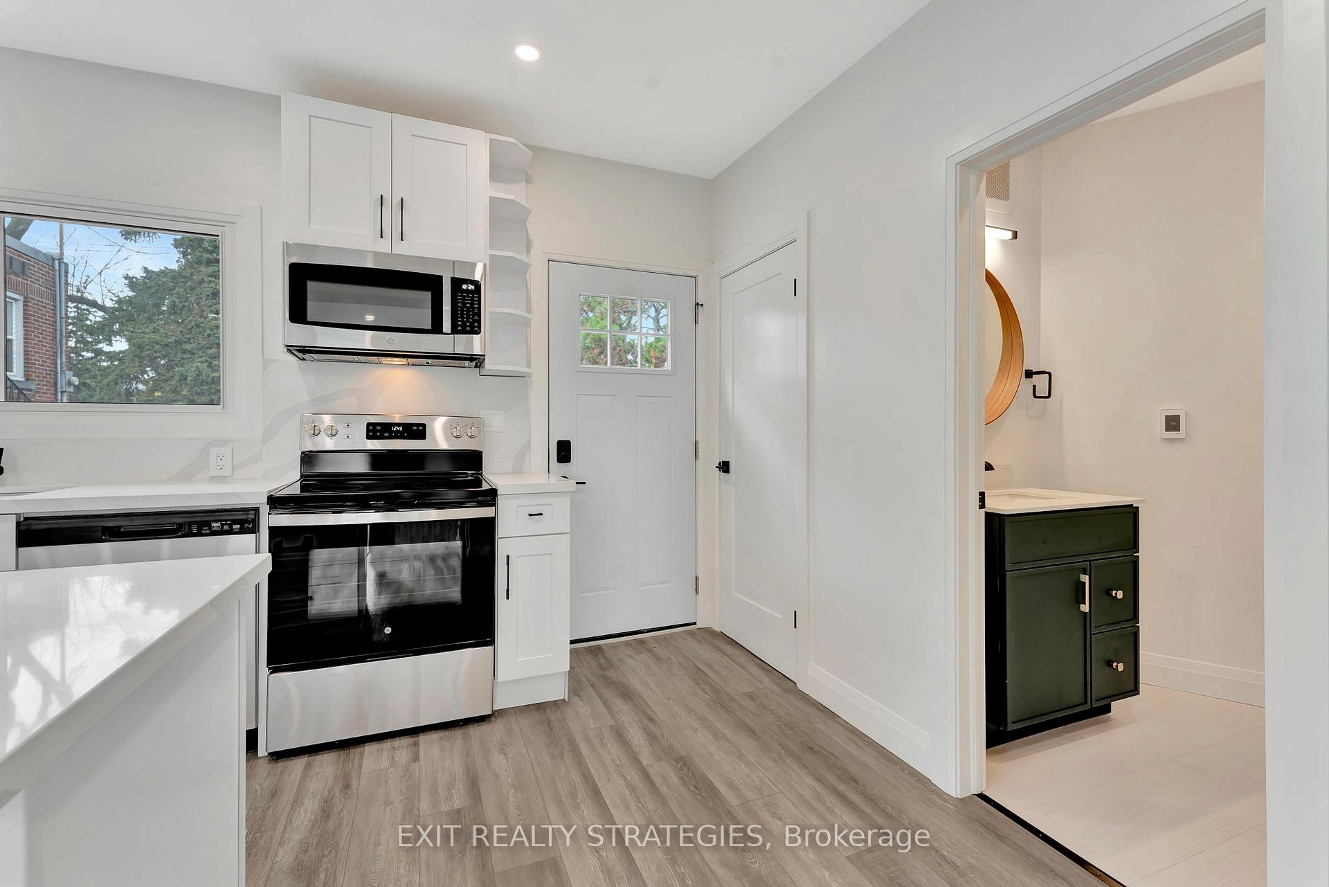 Photo 6 of 306 Paling Avenue, Hamilton, Homeside — HOMEH