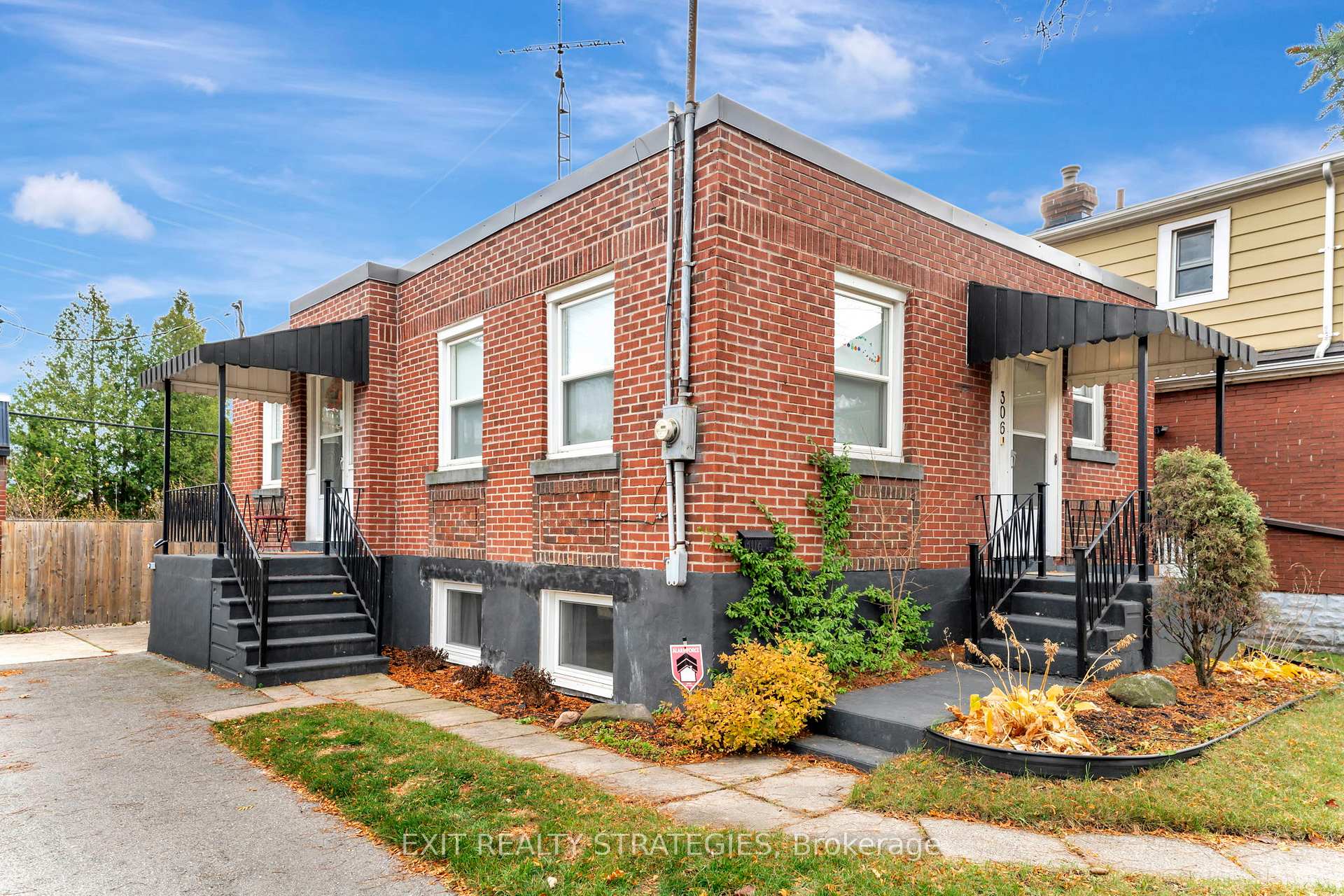 Photo 16 of 306 Paling Avenue, Hamilton, Homeside — HOMEH