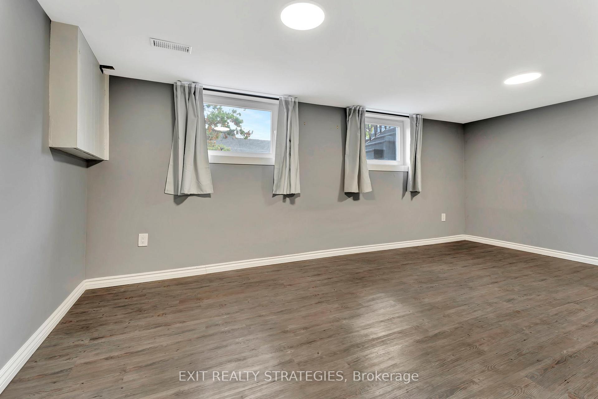Photo 20 of 306 Paling Avenue, Hamilton, Homeside — HOMEH