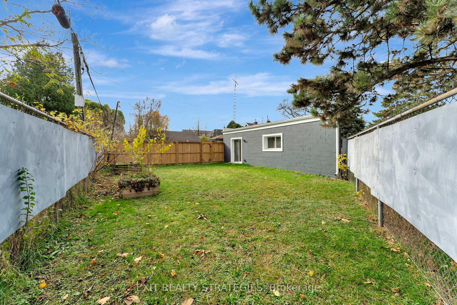 Photo 25 of 306 Paling Avenue, Hamilton, Homeside — HOMEH