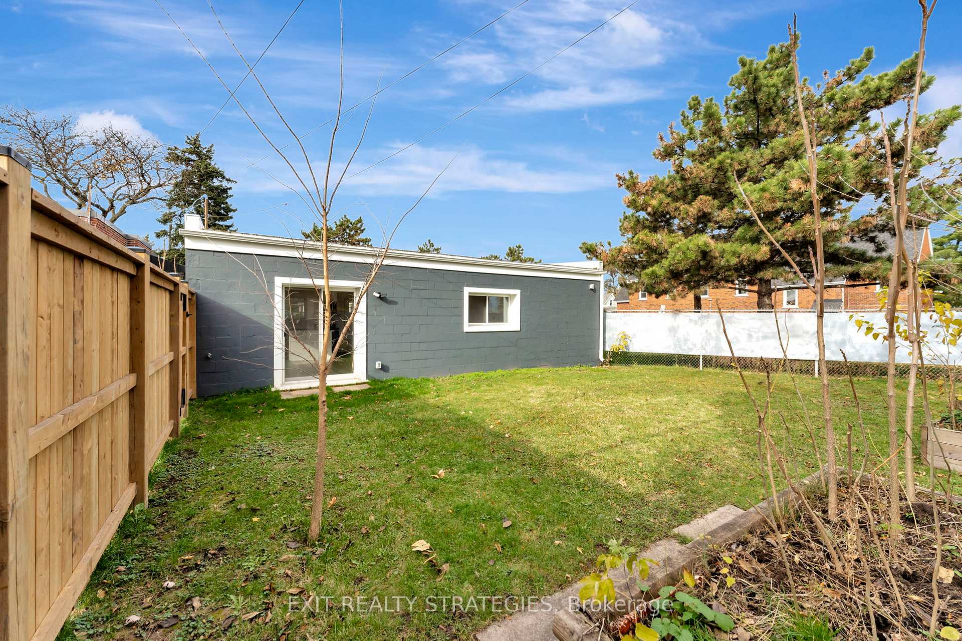 Photo 38 of 306 Paling Avenue, Hamilton, Homeside — HOMEH