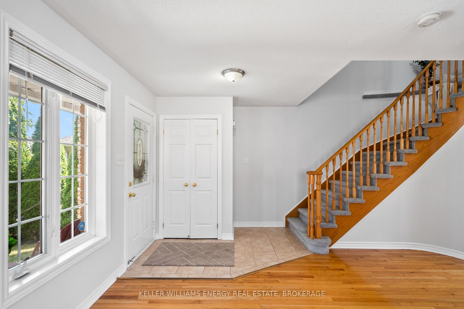 Photo 7 of 82 Bird Street, Barrie, Edgehill Drive — HOMEH