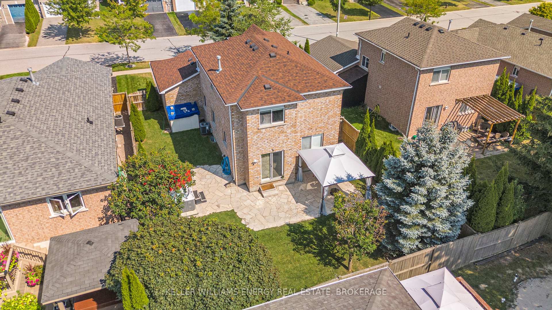 Photo 58 of 82 Bird Street, Barrie, Edgehill Drive — HOMEH