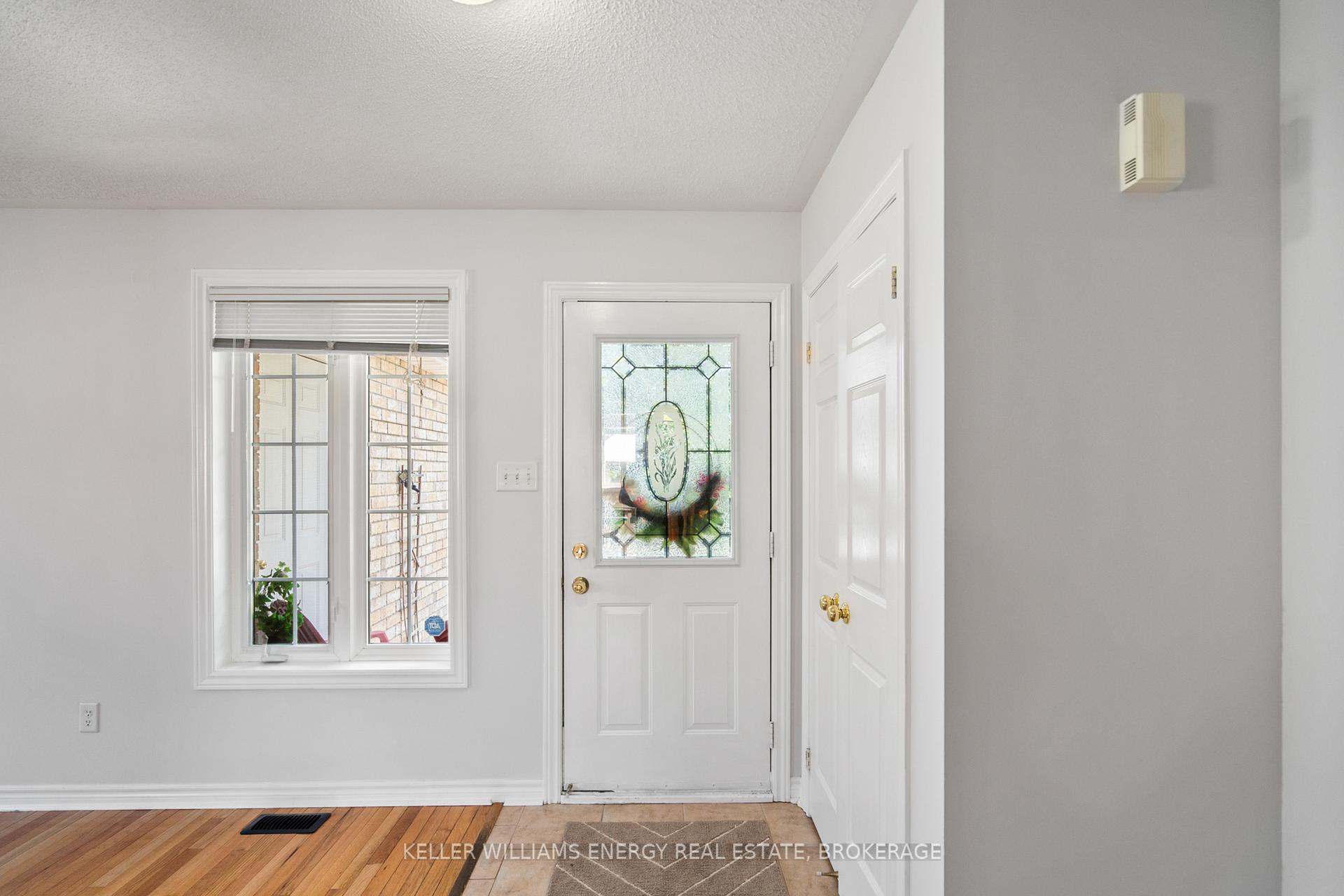 Photo 25 of 82 Bird Street, Barrie, Edgehill Drive — HOMEH