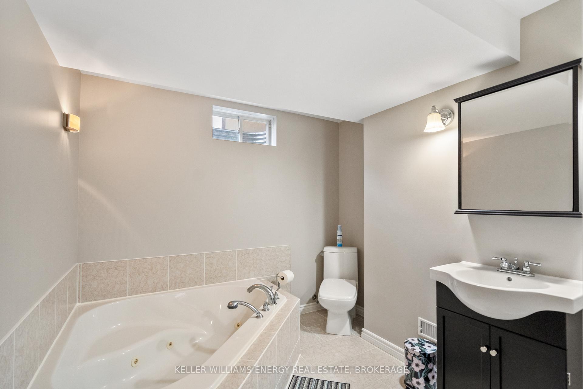 Photo 77 of 82 Bird Street, Barrie, Edgehill Drive — HOMEH
