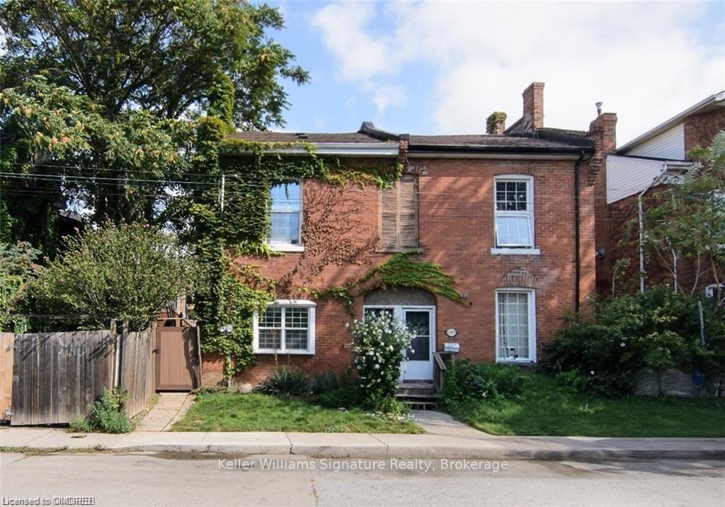 Front of 287 Hunter Street E
