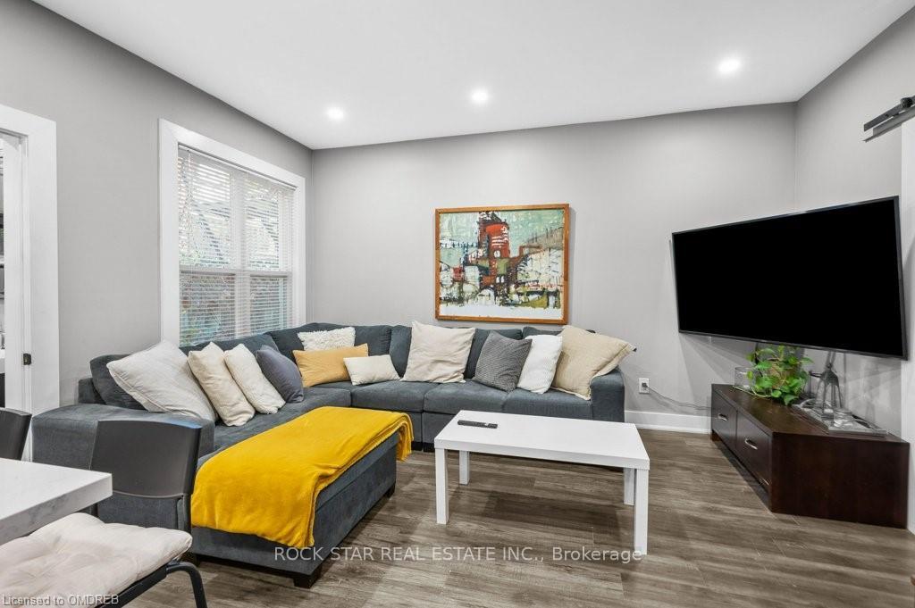 Photo 4 of 191 Wentworth Street S, Hamilton, St. Clair — HOMEH