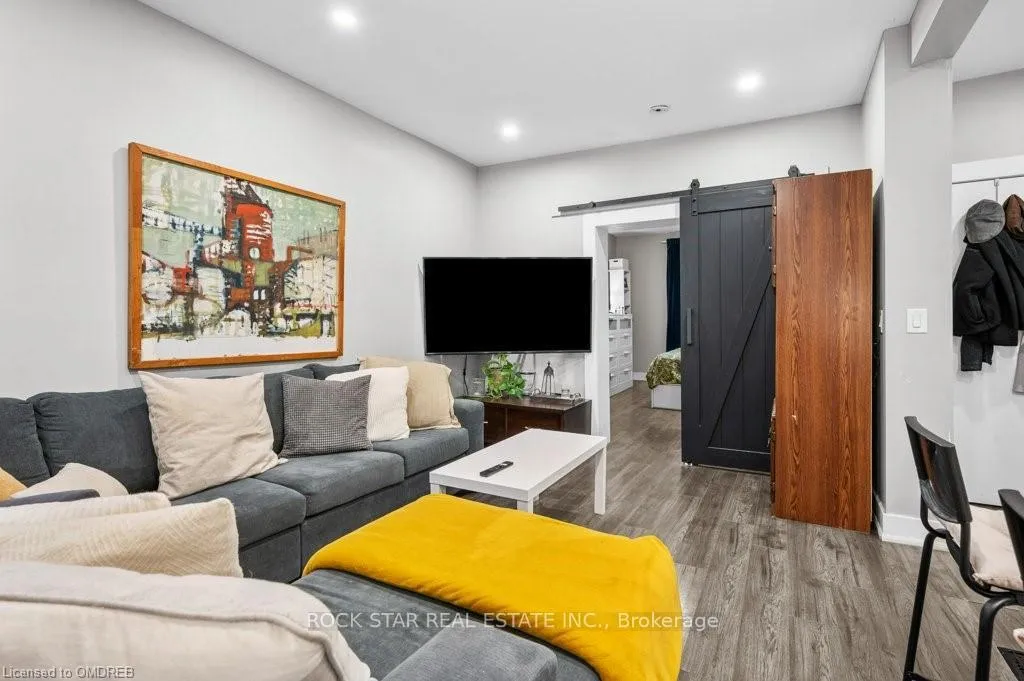 Photo 28 of 191 Wentworth Street S, Hamilton, St. Clair — HOMEH