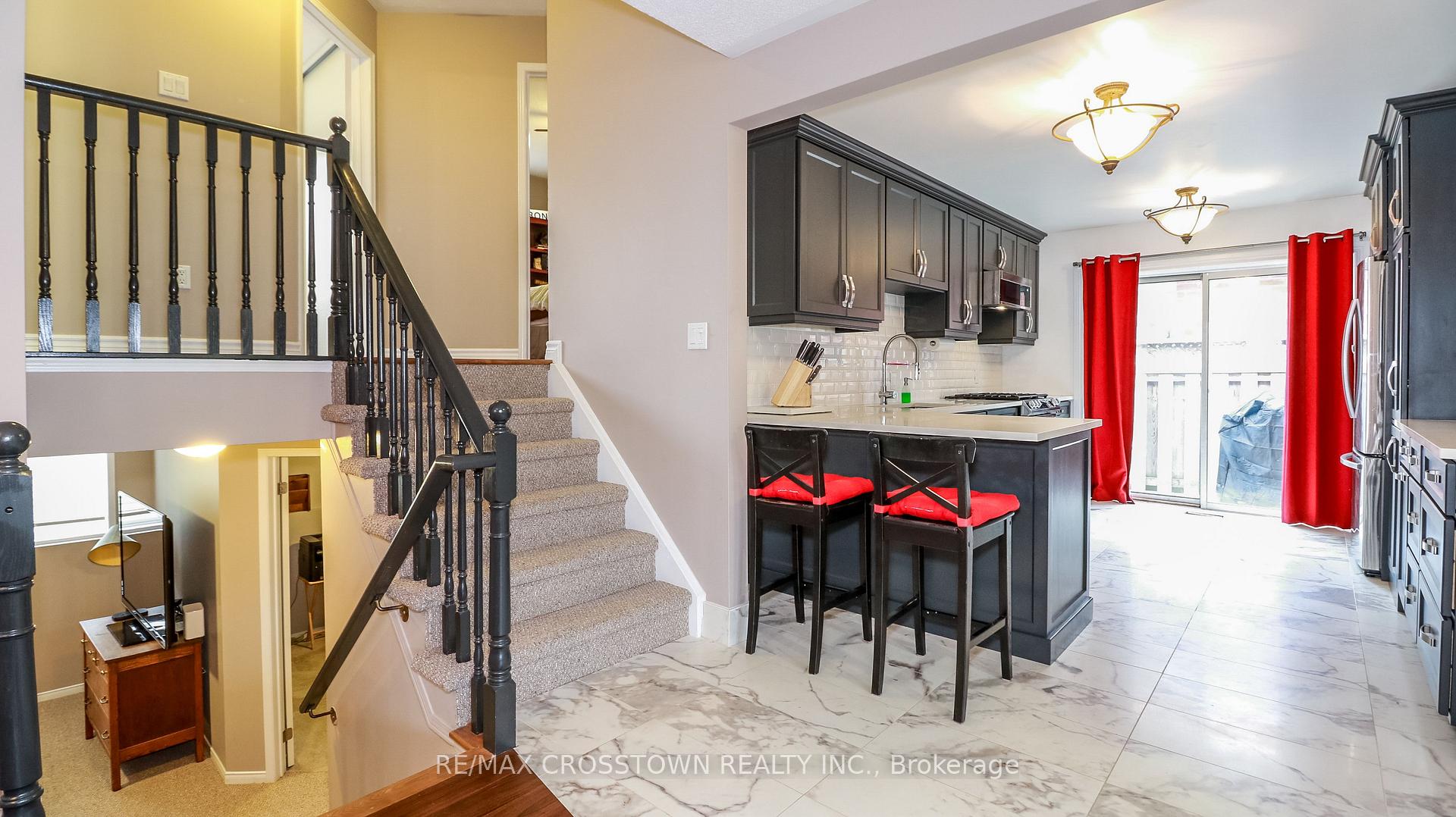 Photo 7 of 99 Leggott Avenue, Barrie, Painswick South — HOMEH