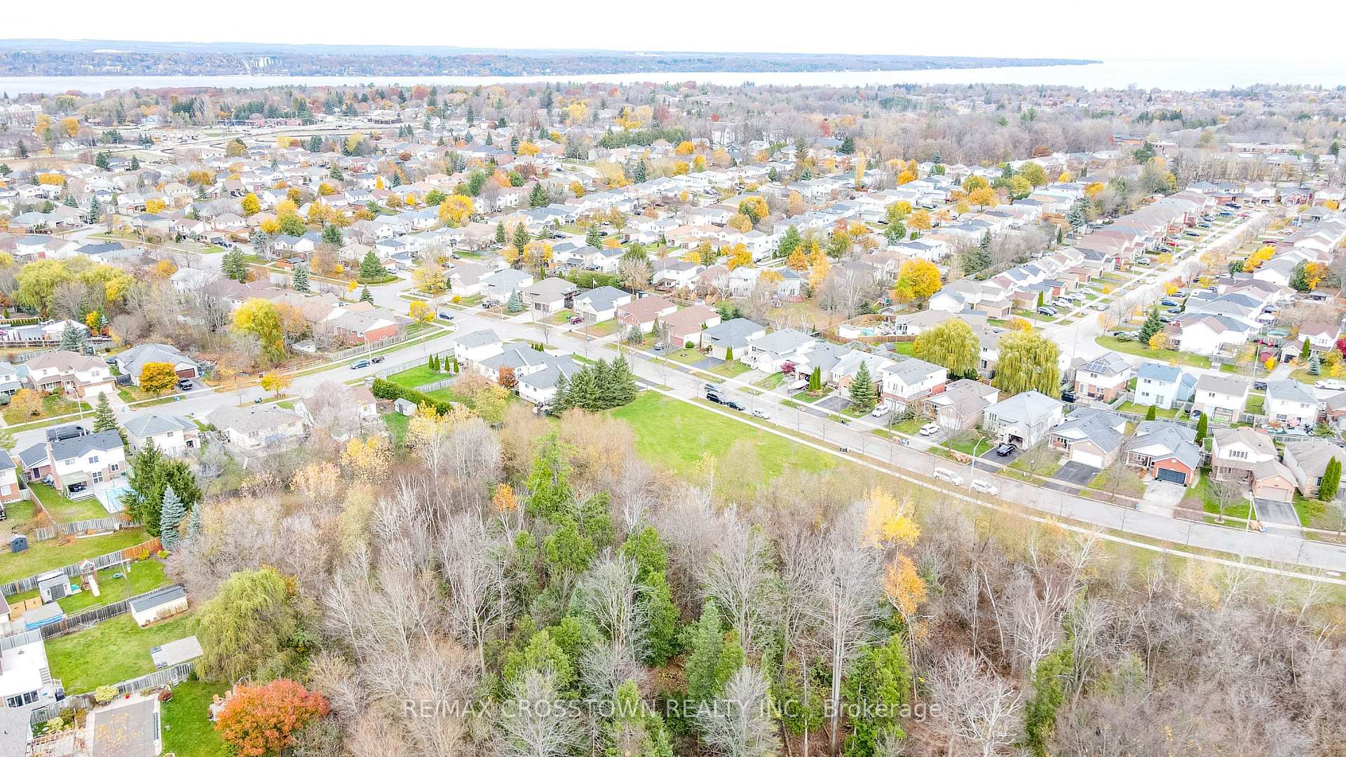 Photo 37 of 99 Leggott Avenue, Barrie, Painswick South — HOMEH