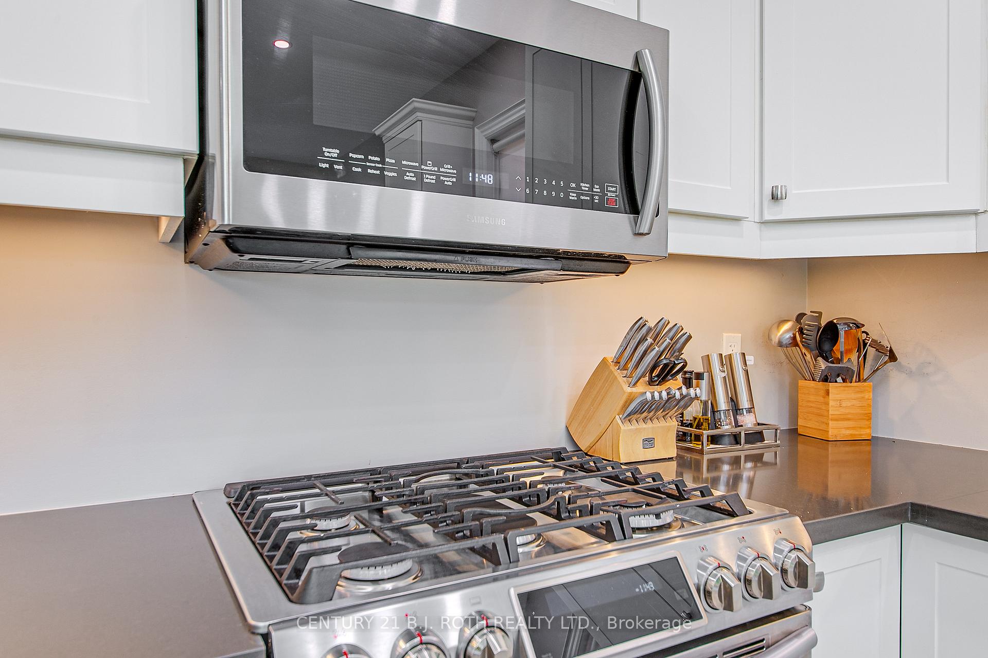 Photo 12 of 165 Bishop Drive E, Barrie, Ardagh — HOMEH