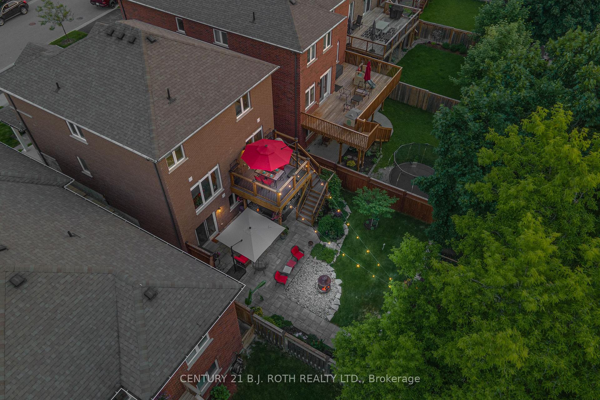 Photo 33 of 165 Bishop Drive E, Barrie, Ardagh — HOMEH