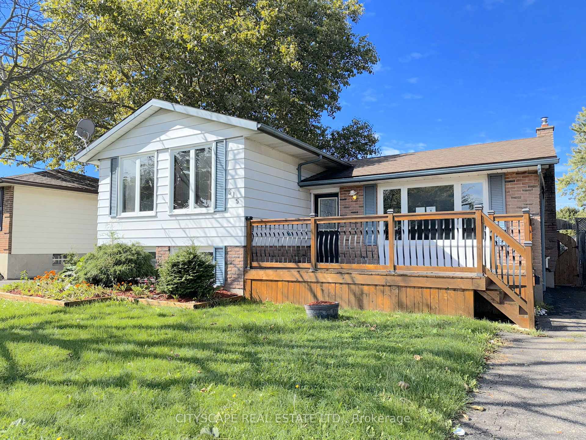 Front of 515 Grantham Avenue