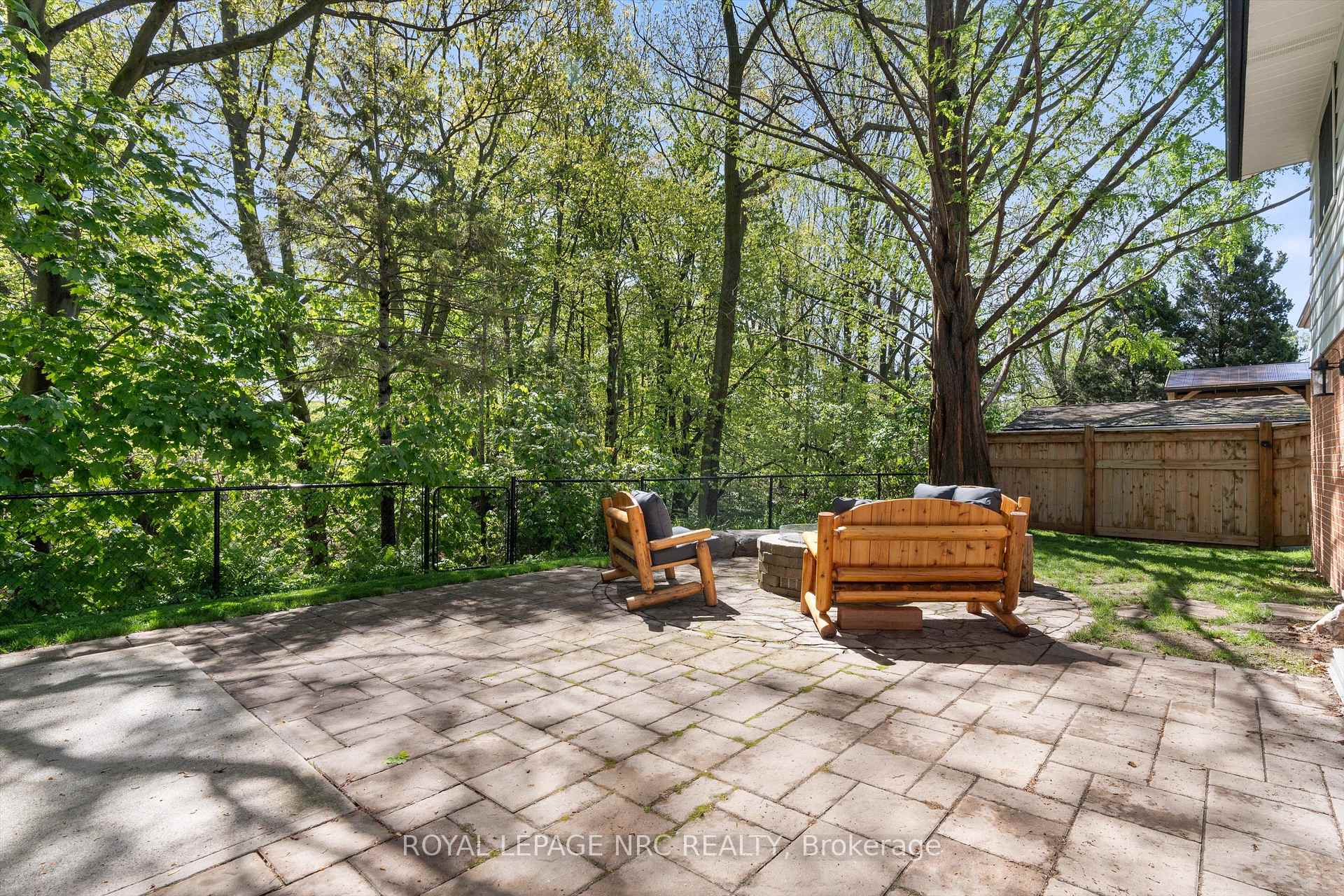Photo 36 of 36 Royal Oak Drive, St. Catharines, Martindale Pond — HOMEH