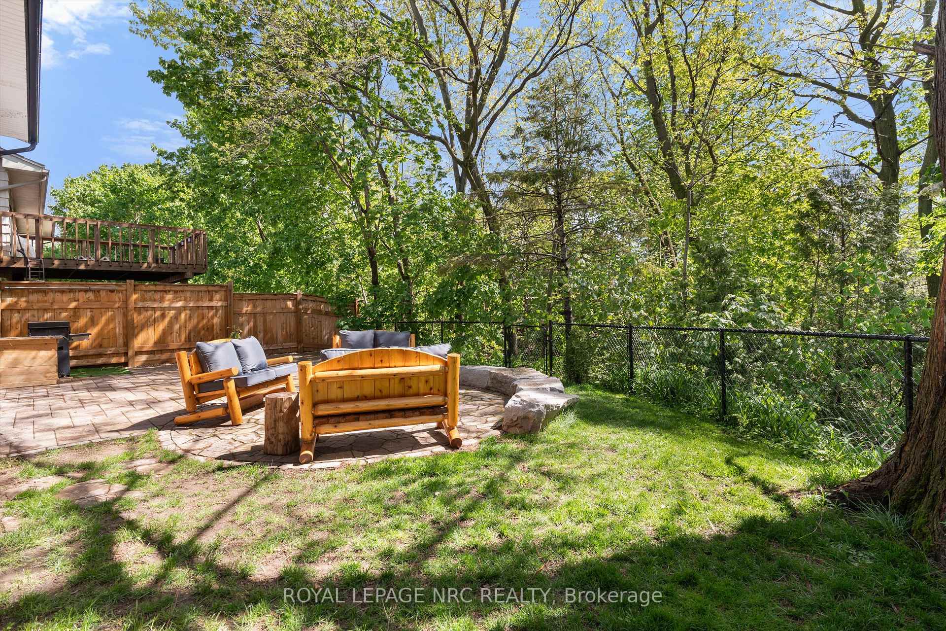 Photo 38 of 36 Royal Oak Drive, St. Catharines, Martindale Pond — HOMEH