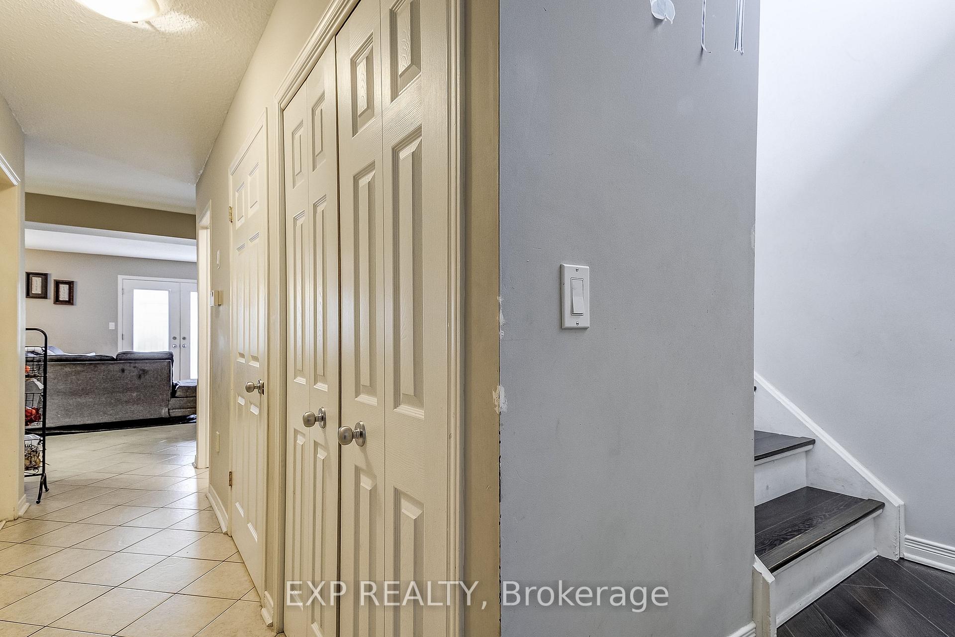 Photo 7 of 26 Carson Court, St. Catharines, Oakdale — HOMEH