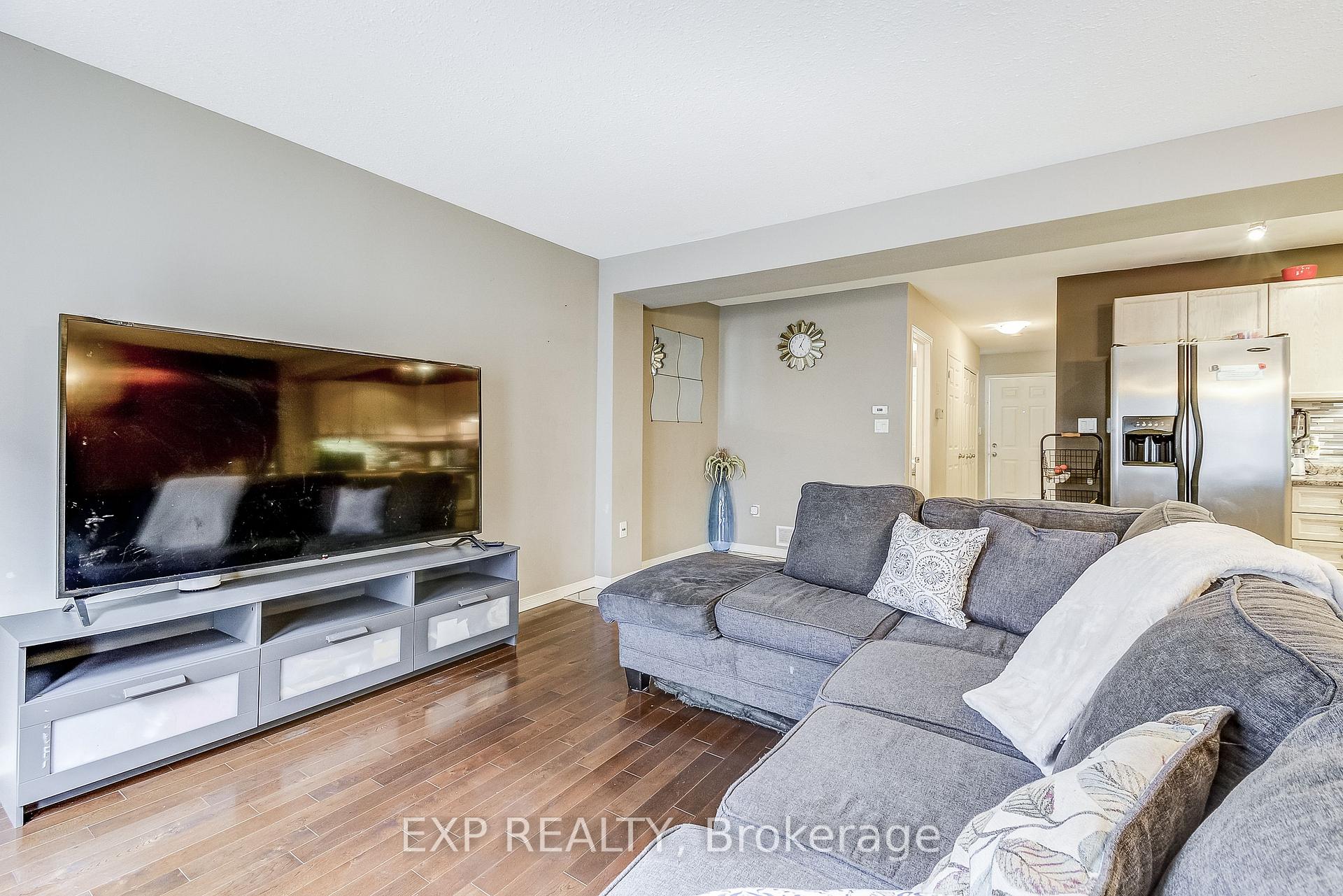 Photo 23 of 26 Carson Court, St. Catharines, Oakdale — HOMEH