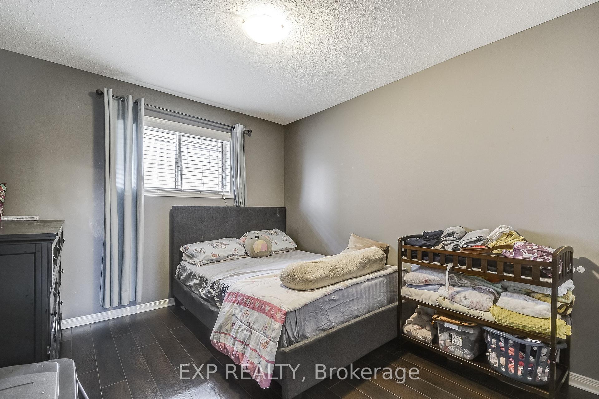 Photo 29 of 26 Carson Court, St. Catharines, Oakdale — HOMEH