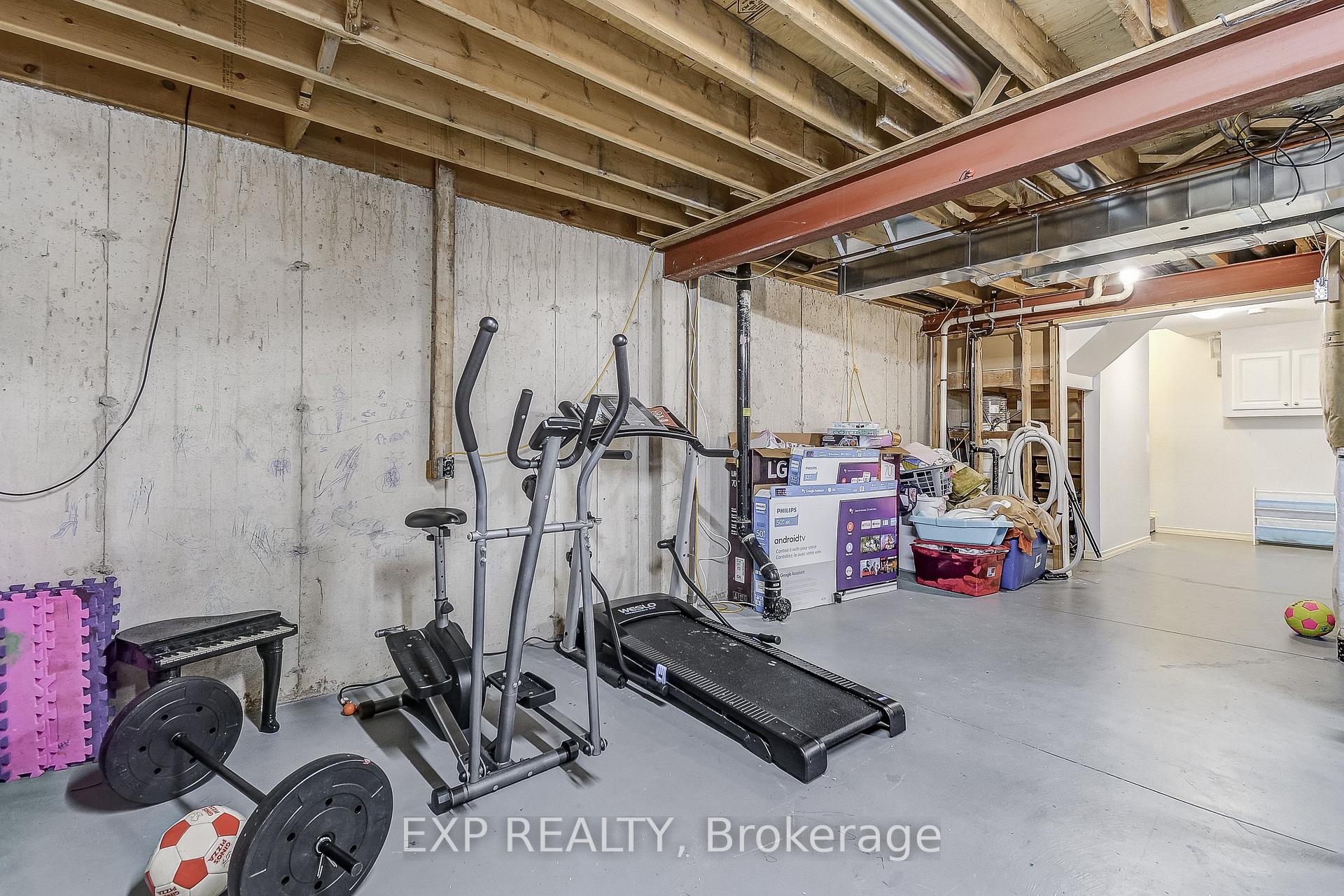 Photo 33 of 26 Carson Court, St. Catharines, Oakdale — HOMEH