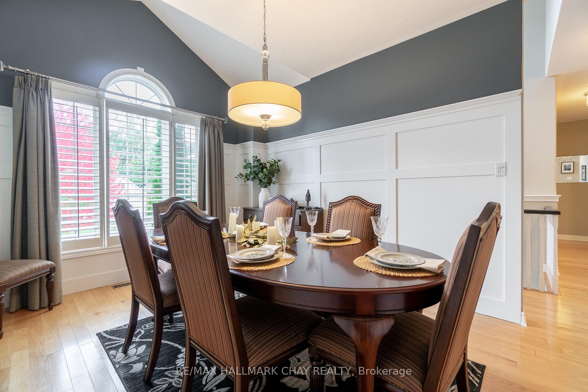 Photo 15 of 107 Cumming Drive, Barrie, Ardagh — HOMEH