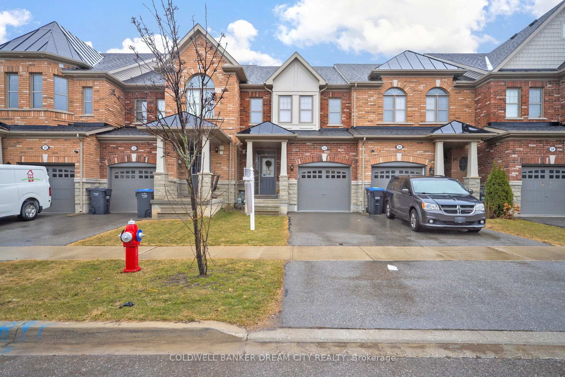 Front of 14 Ivor Crescent