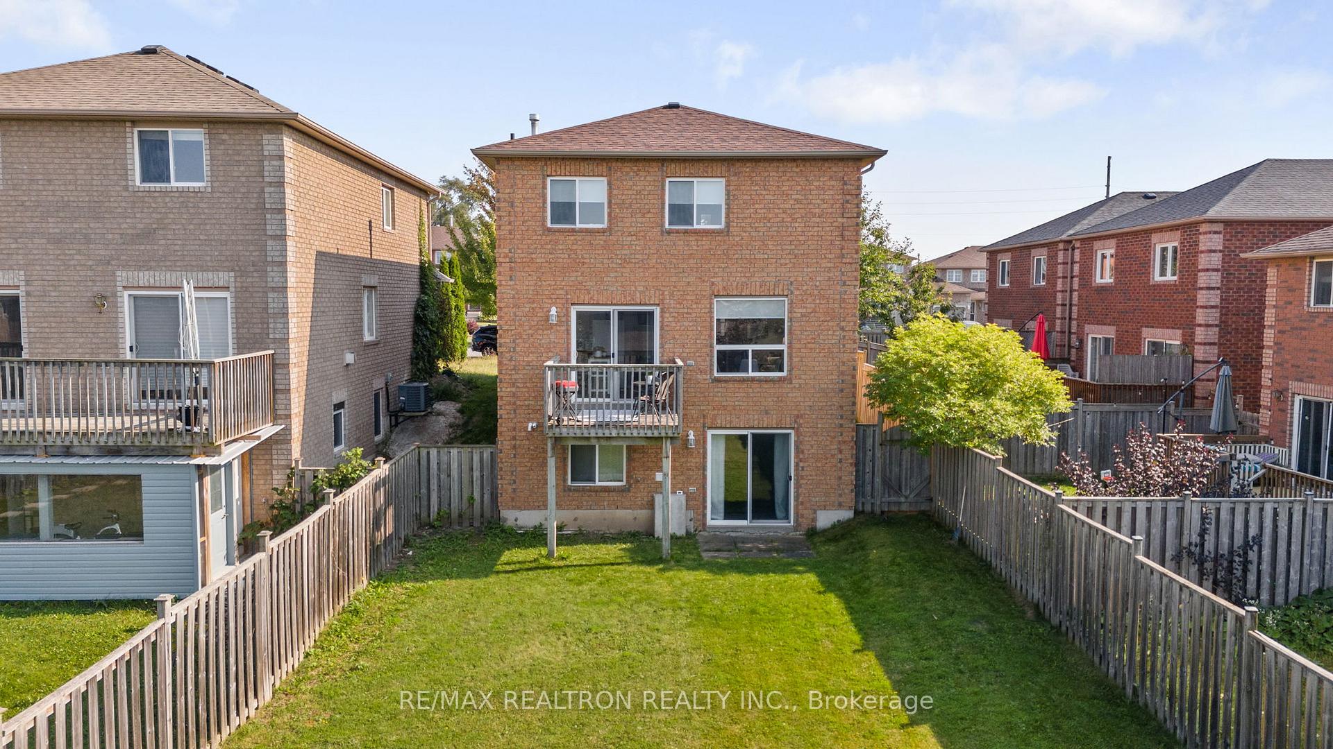 Photo 26 of 70 Courtney Crescent, Barrie, Painswick South — HOMEH