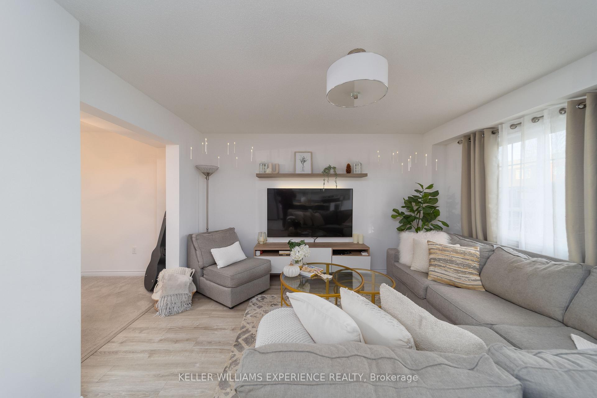 Photo 4 of 42 Andean Lane, Barrie, Rural Barrie Southwest — HOMEH
