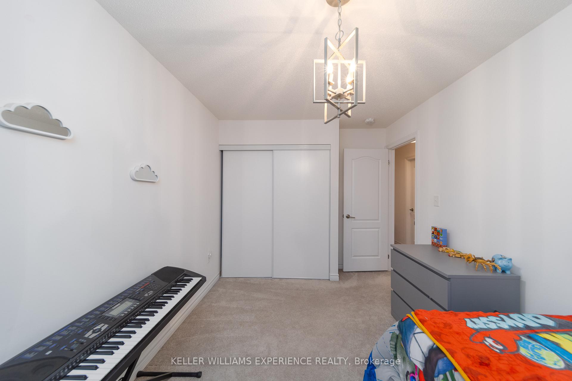 Photo 17 of 42 Andean Lane, Barrie, Rural Barrie Southwest — HOMEH