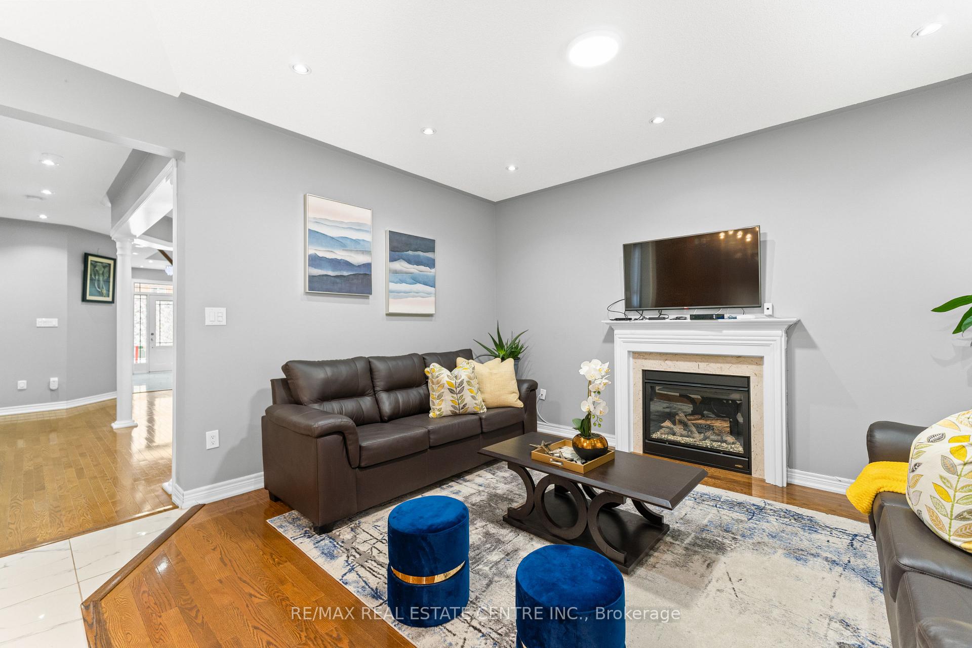 Photo 11 of 74 Skyvalley Drive, Brampton, Bram East — HOMEH