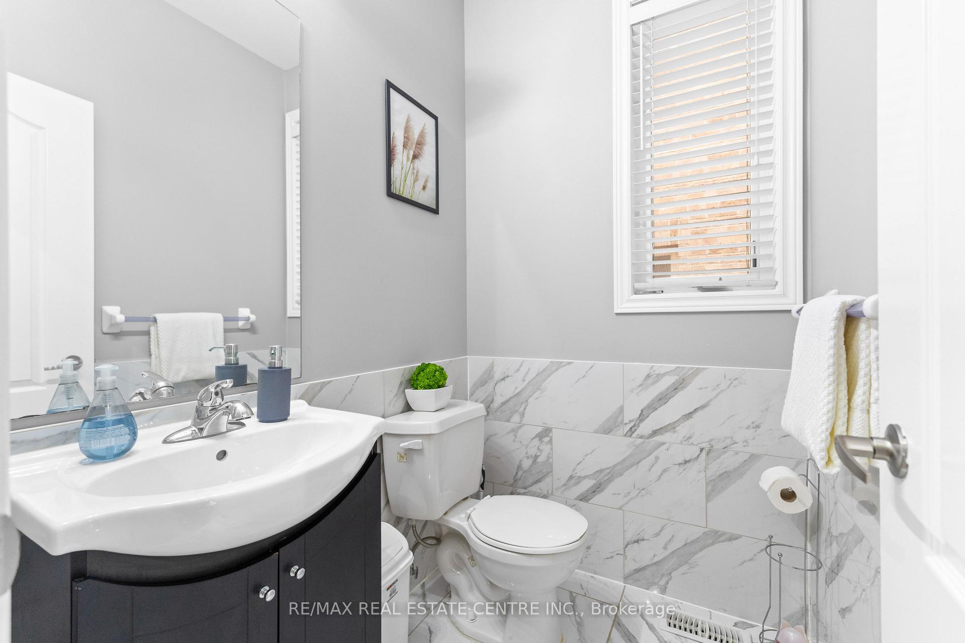 Photo 16 of 74 Skyvalley Drive, Brampton, Bram East — HOMEH