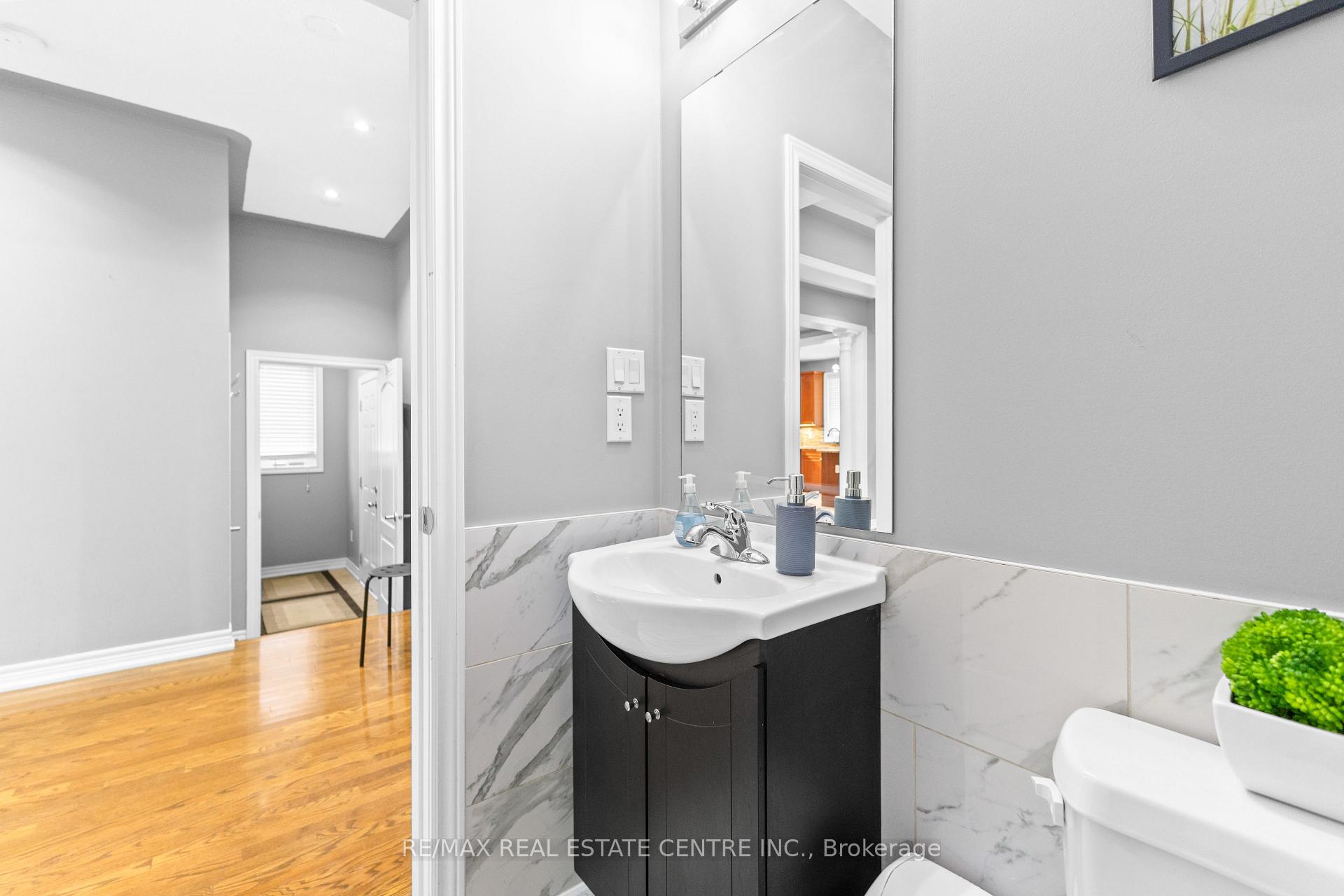 Photo 17 of 74 Skyvalley Drive, Brampton, Bram East — HOMEH