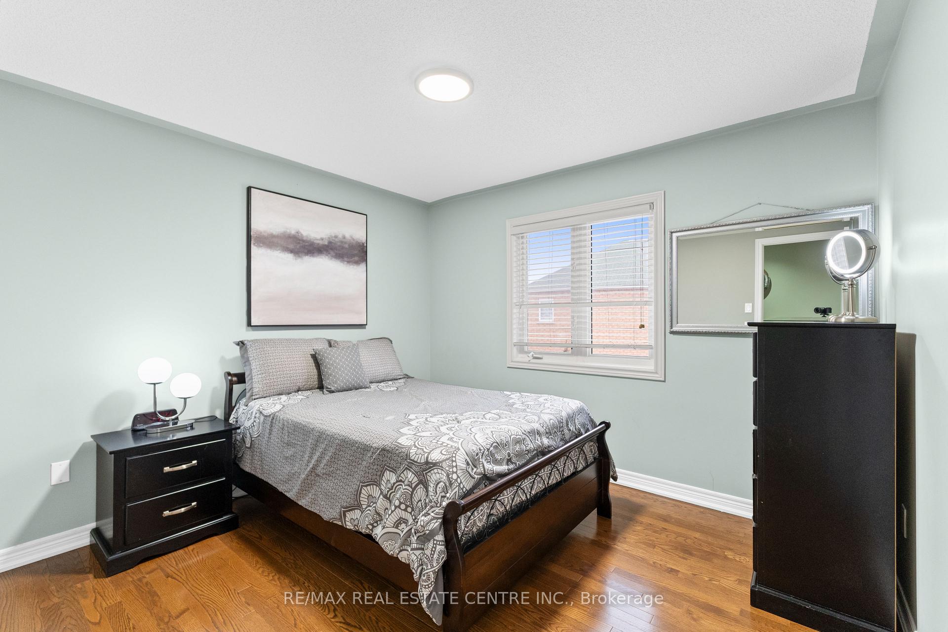 Photo 33 of 74 Skyvalley Drive, Brampton, Bram East — HOMEH