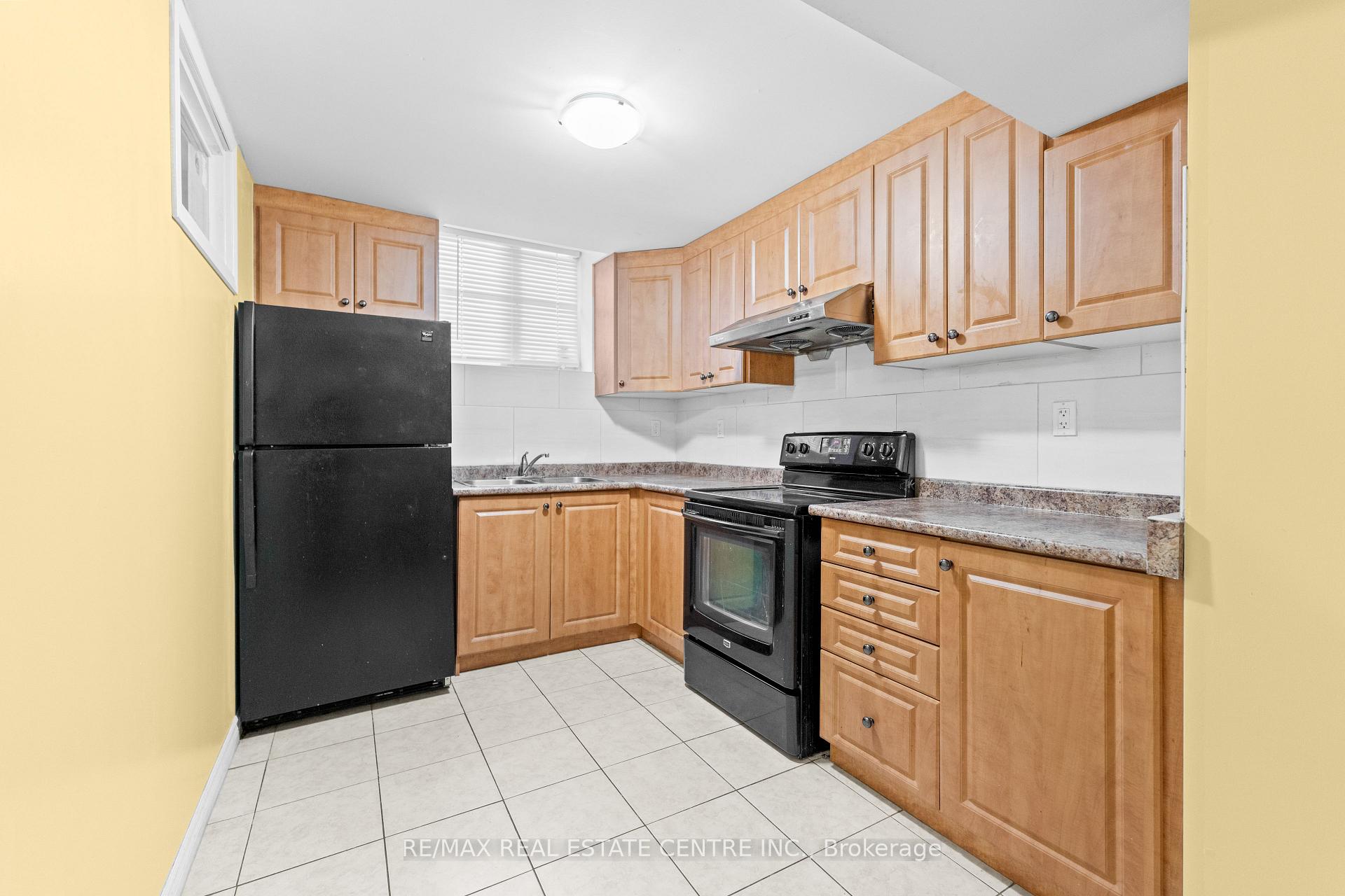 Photo 38 of 74 Skyvalley Drive, Brampton, Bram East — HOMEH