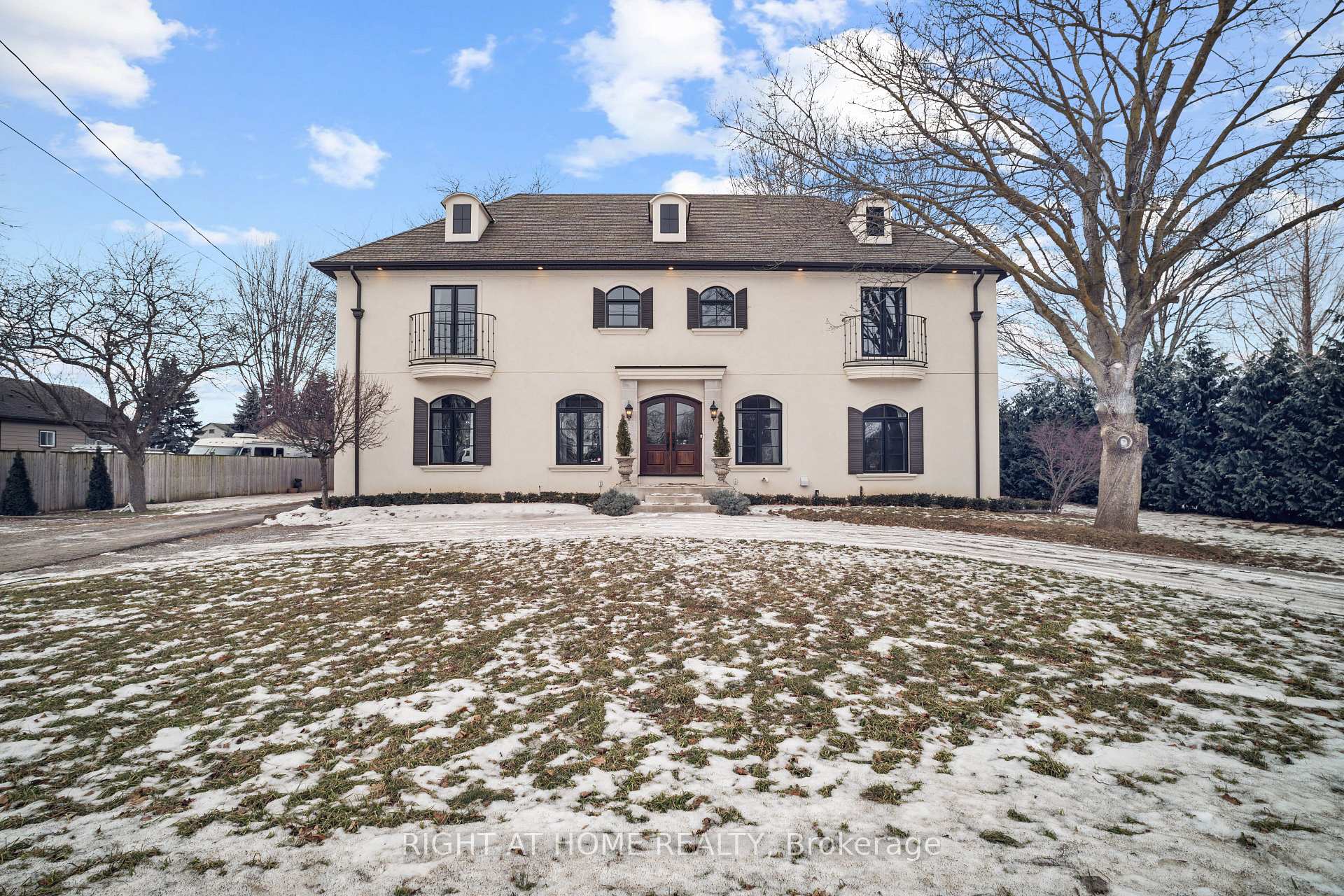 Photo 1 of 1309 Third St. Louth, St. Catharines, Rural Port — HOMEH