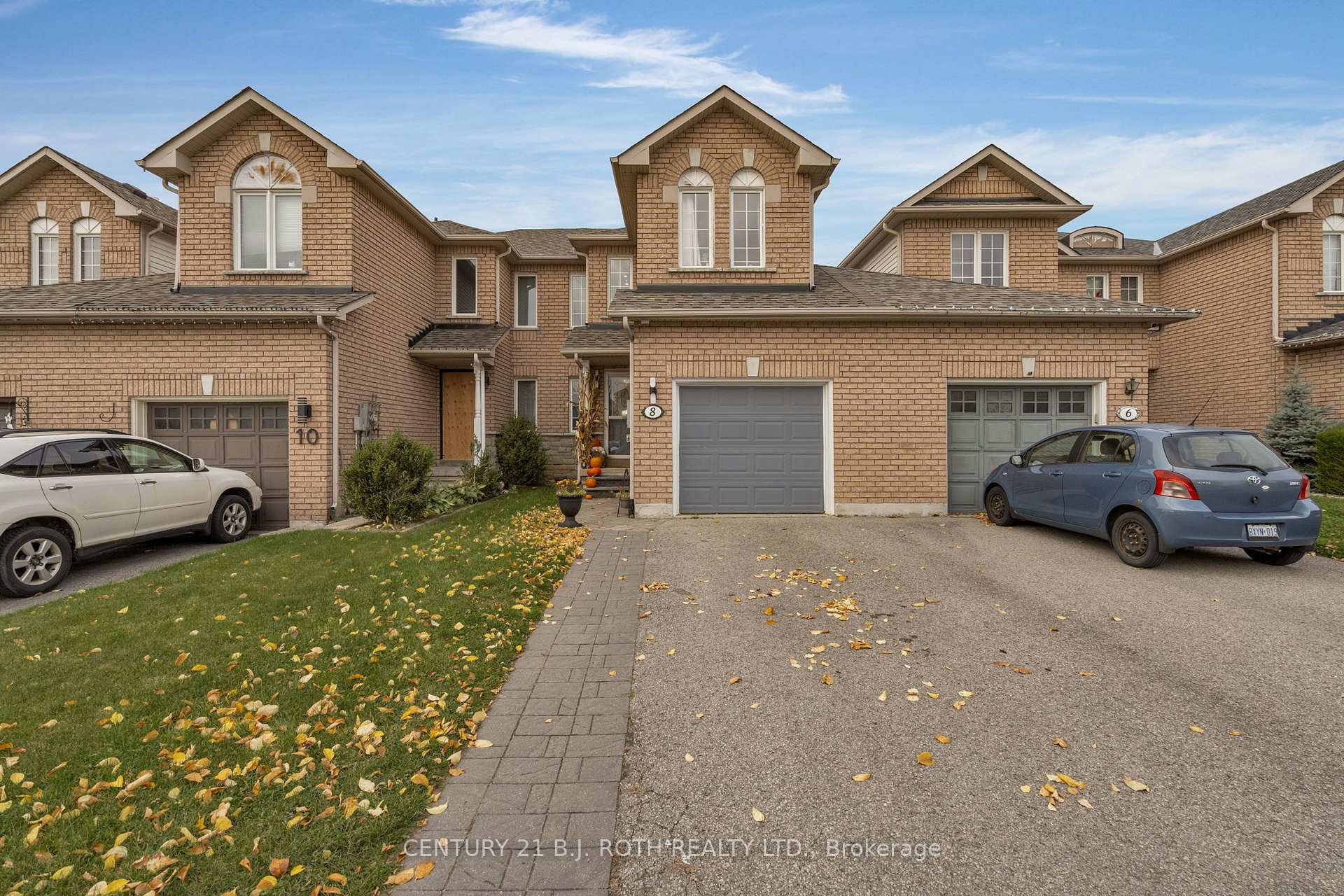 Photo 1 of 8 Ridwell Street, Barrie, 400 West — HOMEH